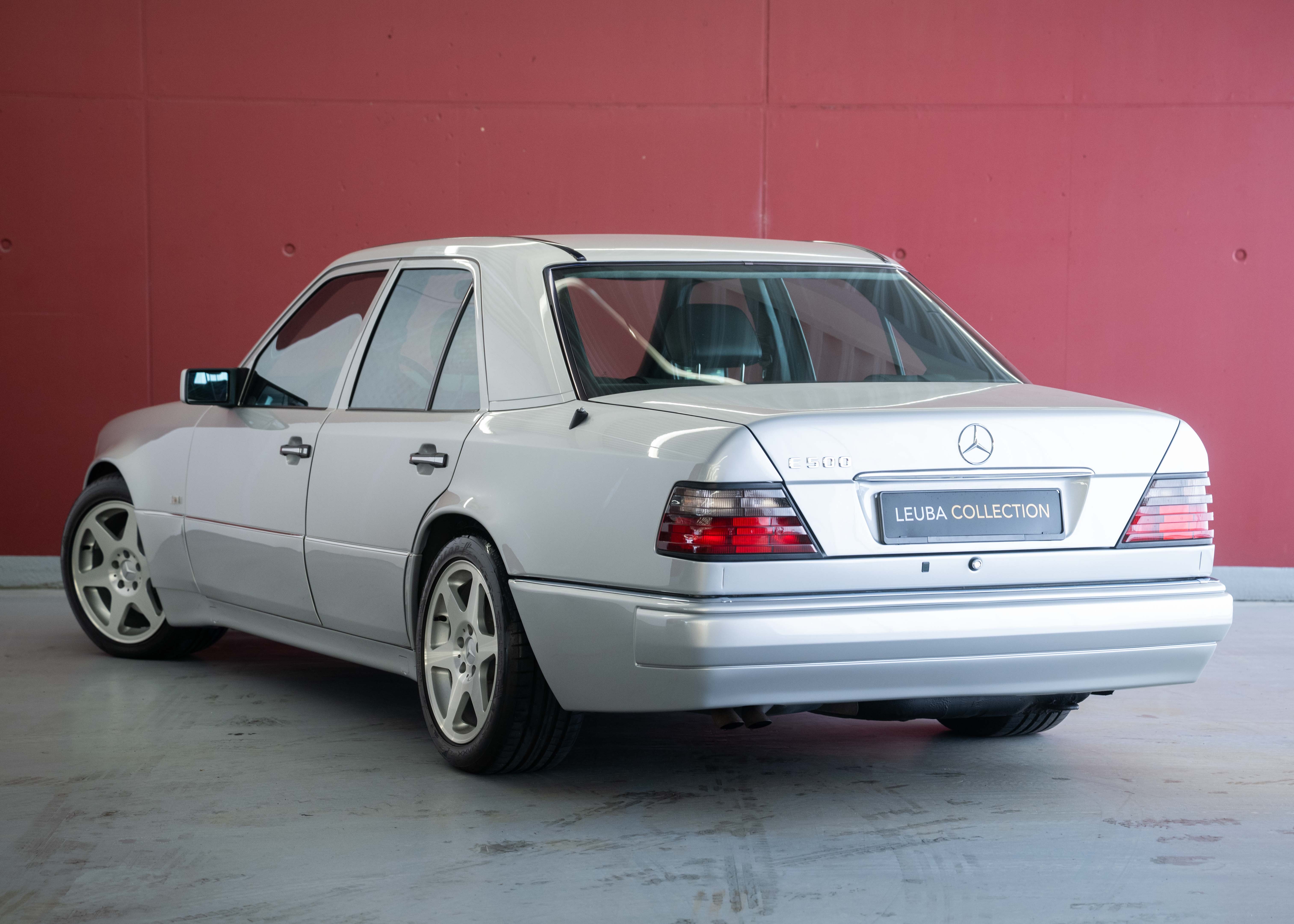 Image MERCEDES-BENZ E-500 E 500 Limited (German car, 100% original, mint condition, 1st paint, full service history)