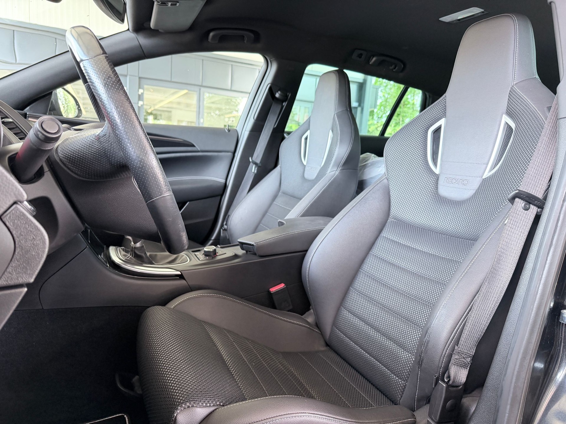 OPEL Insignia Sports Tourer 2.8 Turbo OPC 4WD-image-7