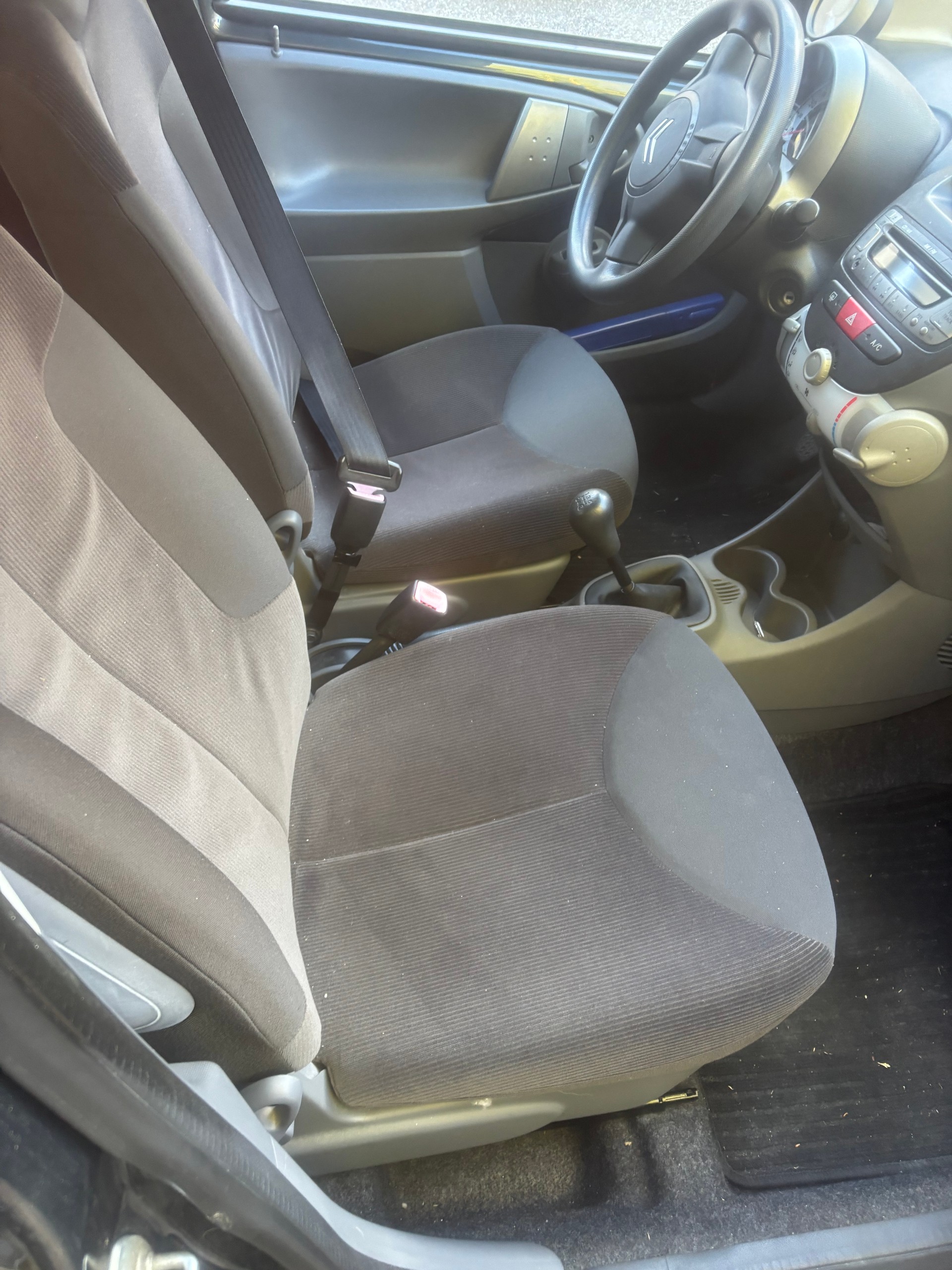 CITROEN C1 1.0i Edition-image-11