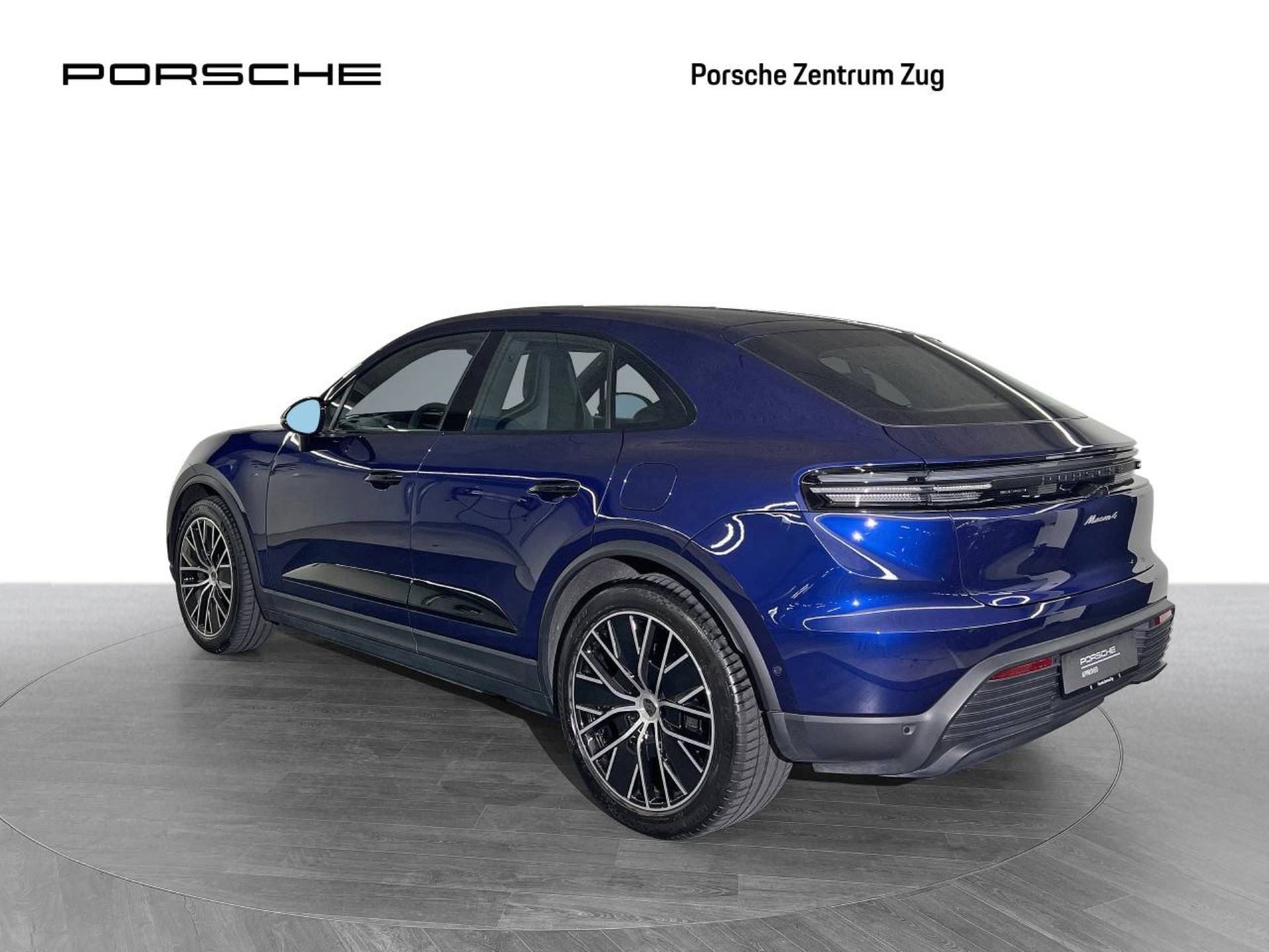 PORSCHE Macan 4-image-2