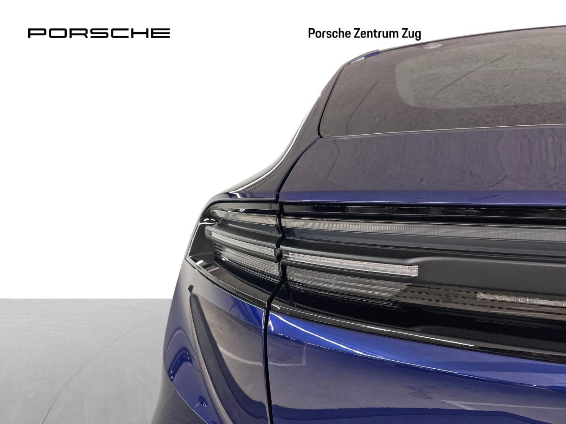PORSCHE Macan 4-image-12