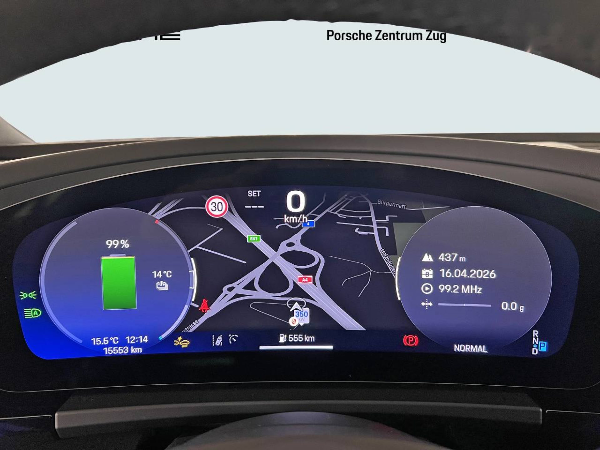 PORSCHE Macan 4-image-27