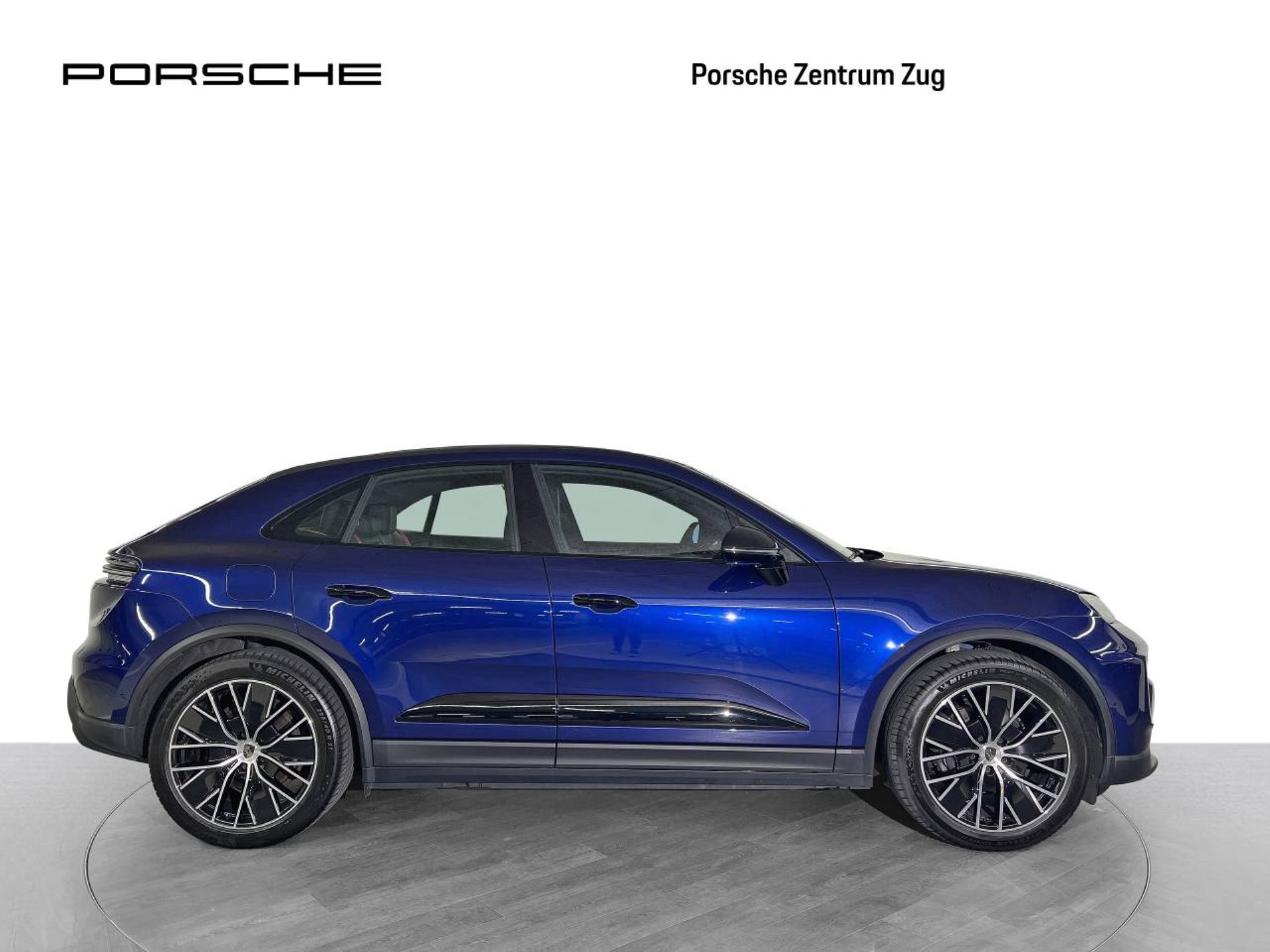 PORSCHE Macan 4-image-9