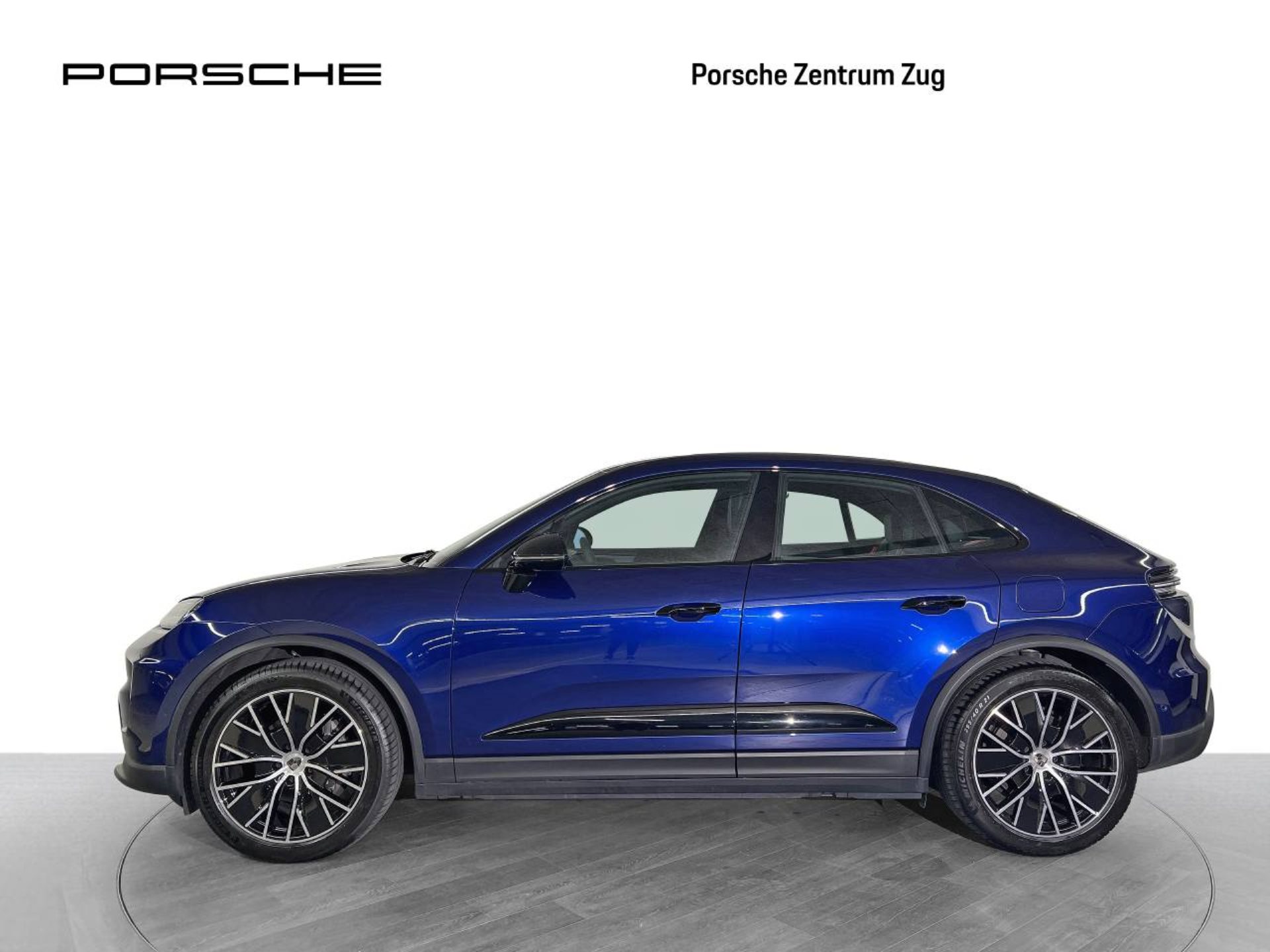 PORSCHE Macan 4-image-1