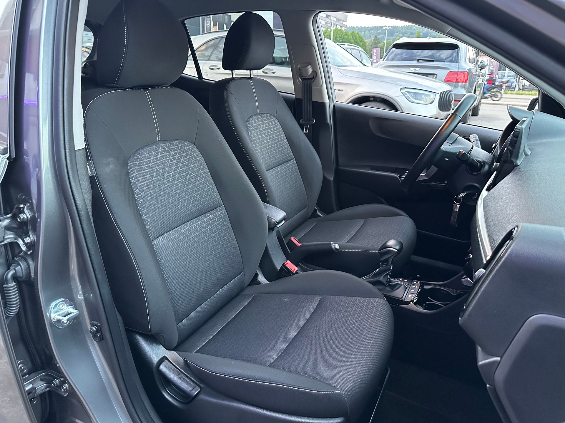 KIA Picanto 1.0 CVVT First Edition AMT-image-23