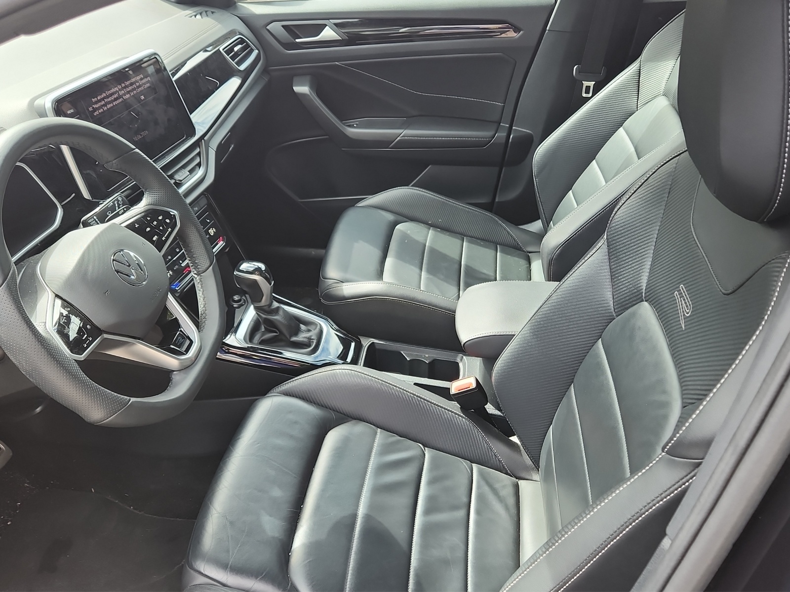 VW T-Roc 1.5 TSI EVO R-Line DSG-image-8