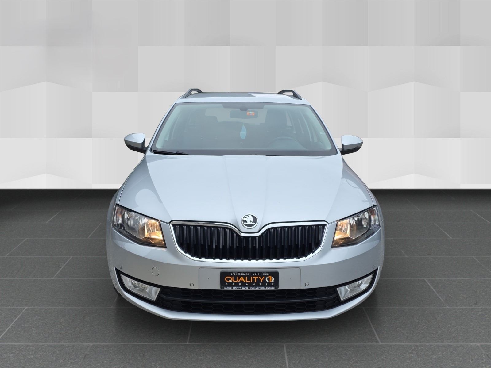 SKODA Octavia Combi 1.6 TDI Ambition 4x4-image-1