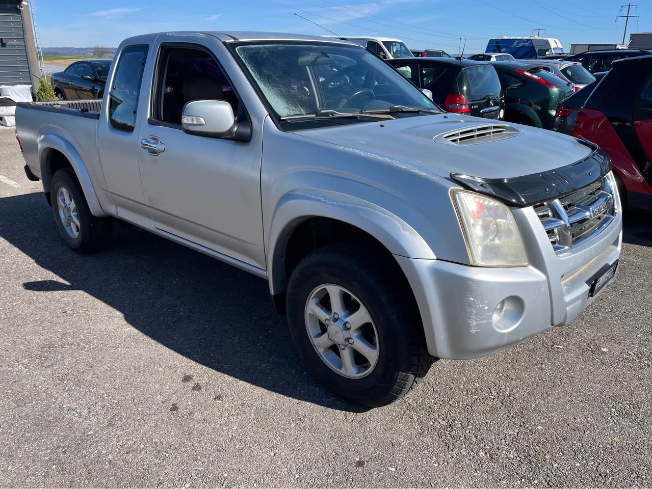 ISUZU D-MAX SpaceCab LS 2.5 4x4-image-2