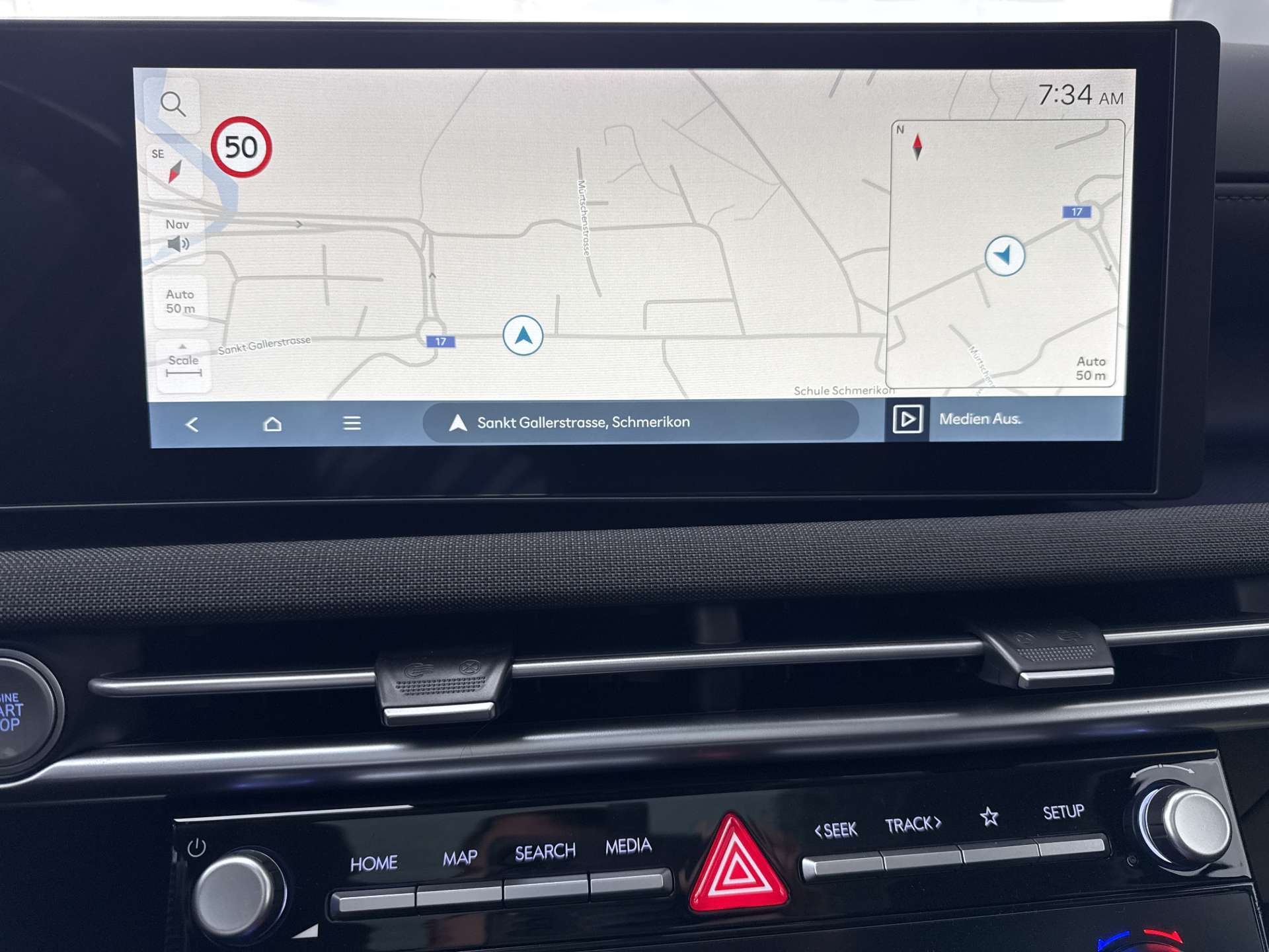 HYUNDAI Tucson 1.6 TGDi PHEV 252PS Techno Sky 4WD Automat-image-1