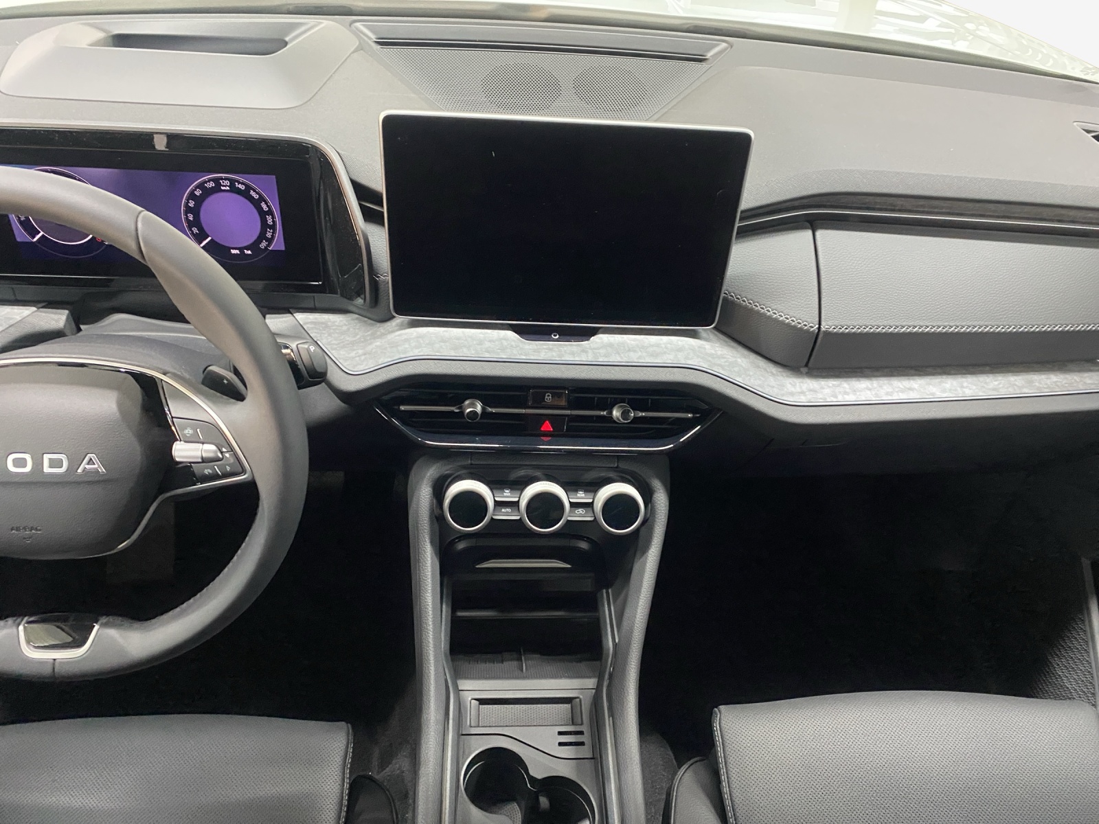 SKODA Kodiaq 2.0 TSI Dynamic 4x4-image-10