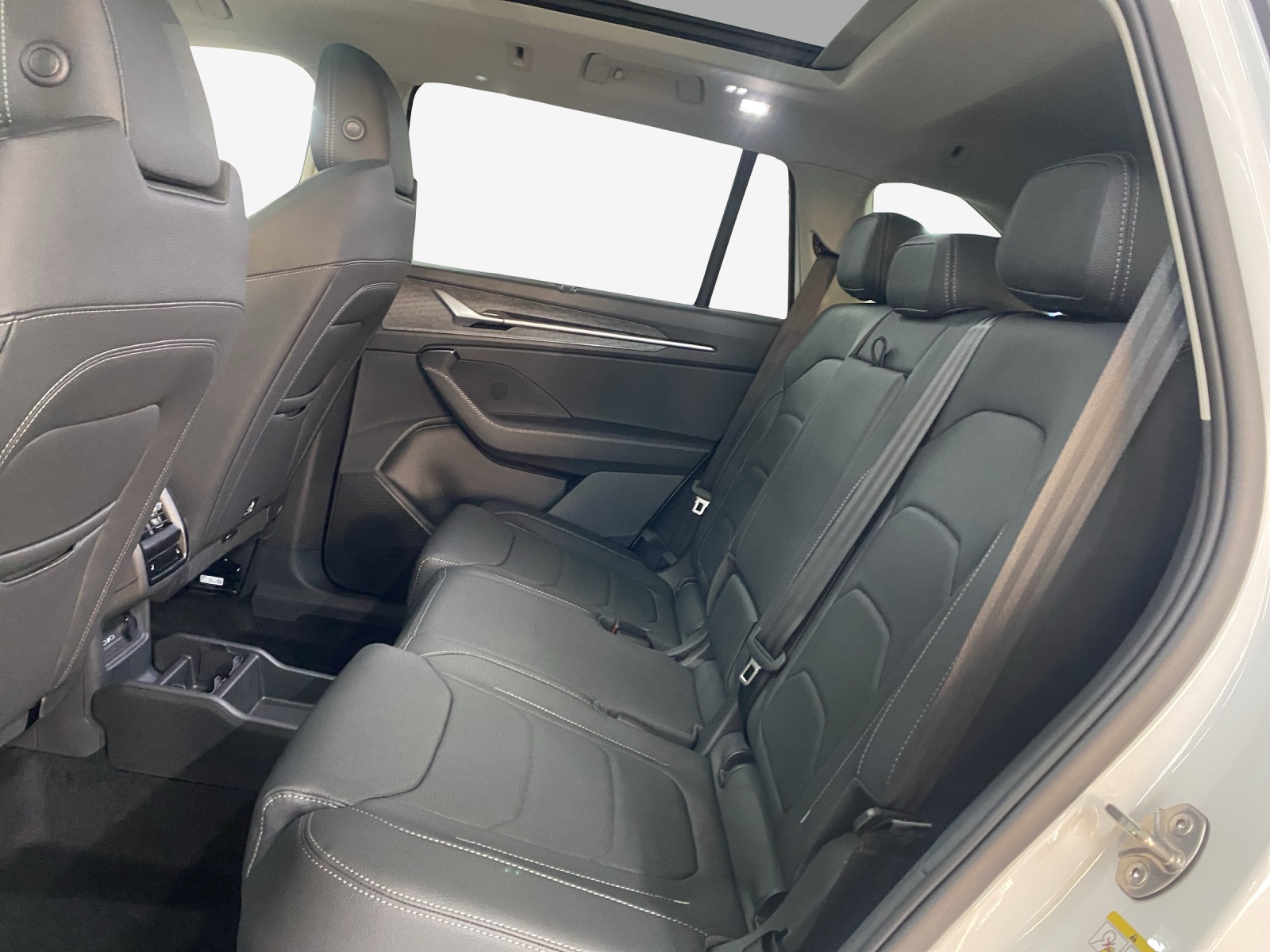 SKODA Kodiaq 2.0 TSI Dynamic 4x4-image-11