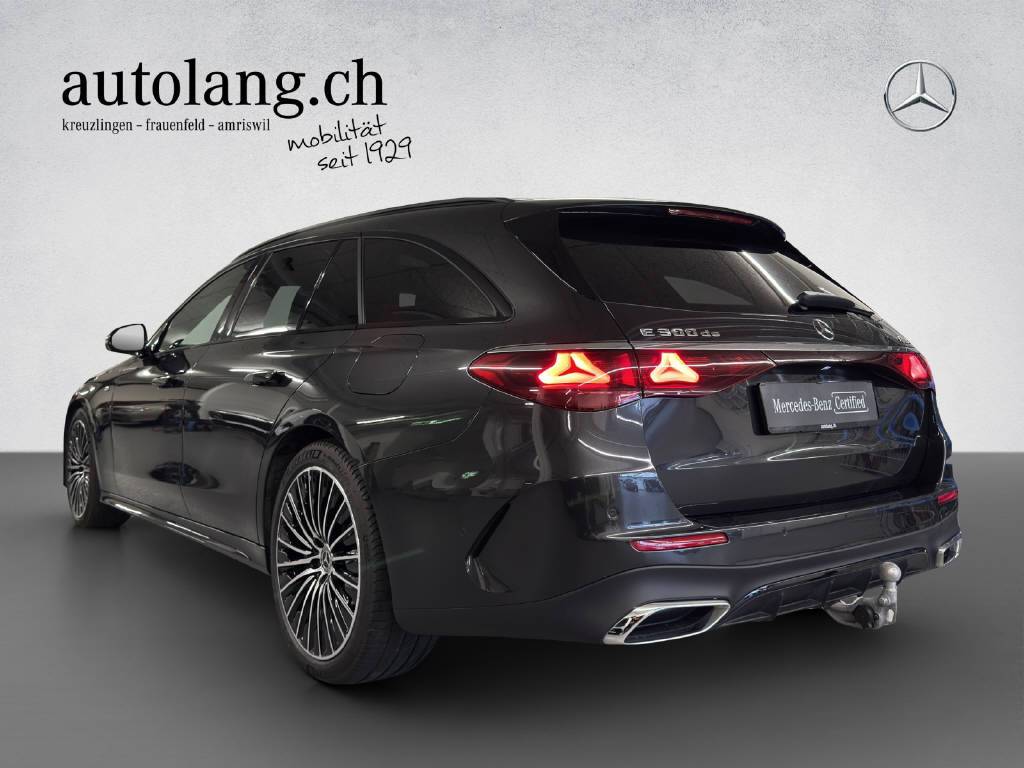 MERCEDES-BENZ E 300 de AMG Line 4Matic T-Modell-image-3