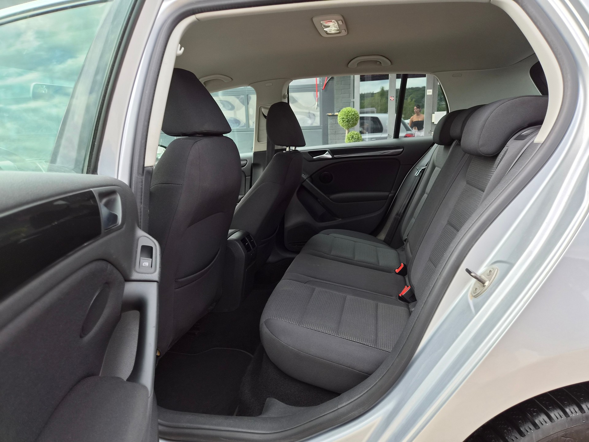 VW Golf 1.4 TSI Trendline DSG-image-14