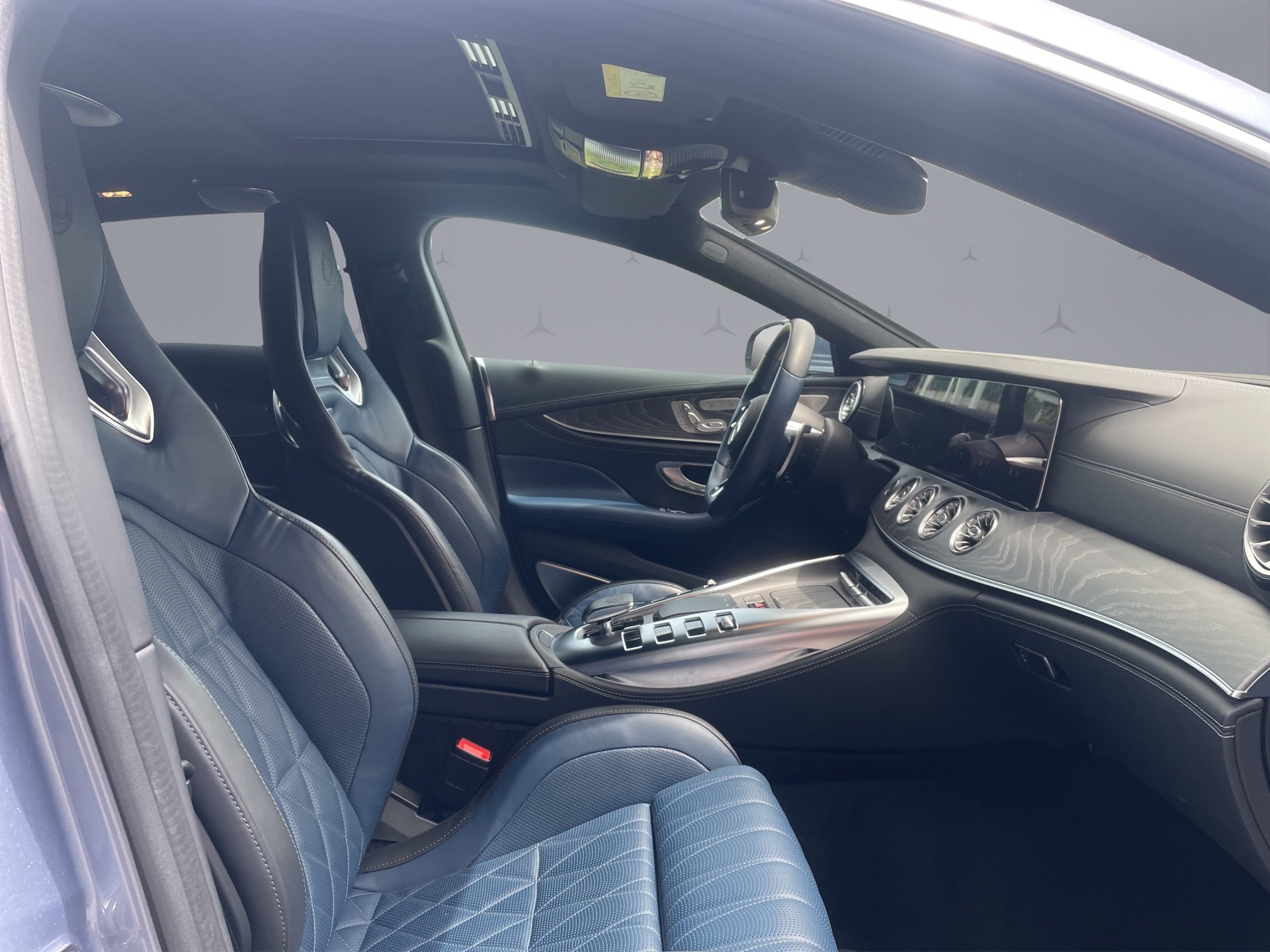 MERCEDES-BENZ AMG GT 43 4matic+ 4-Türer-image-15