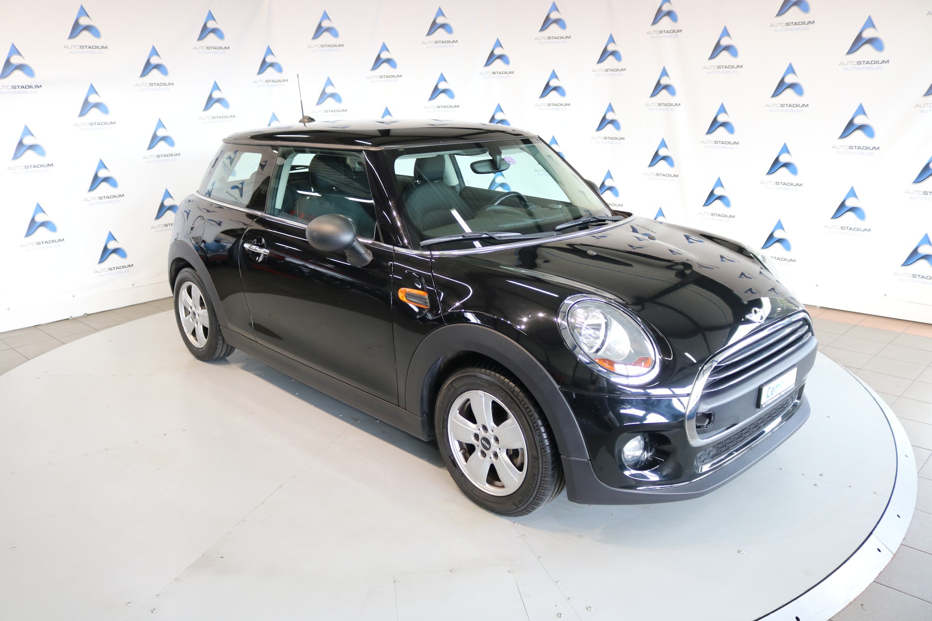 MINI One First-image-42