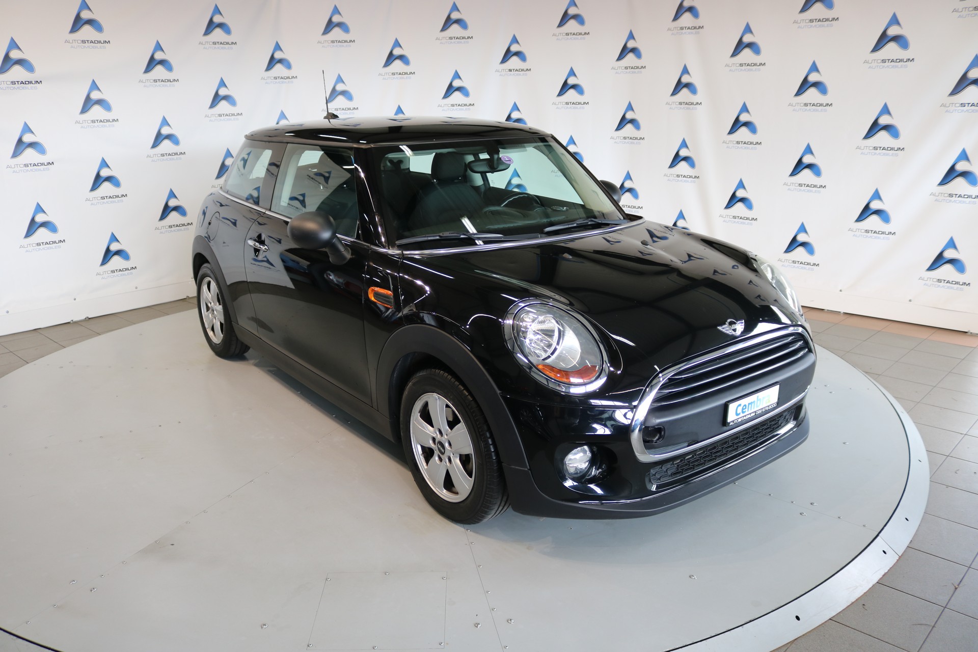 MINI One First-image-43