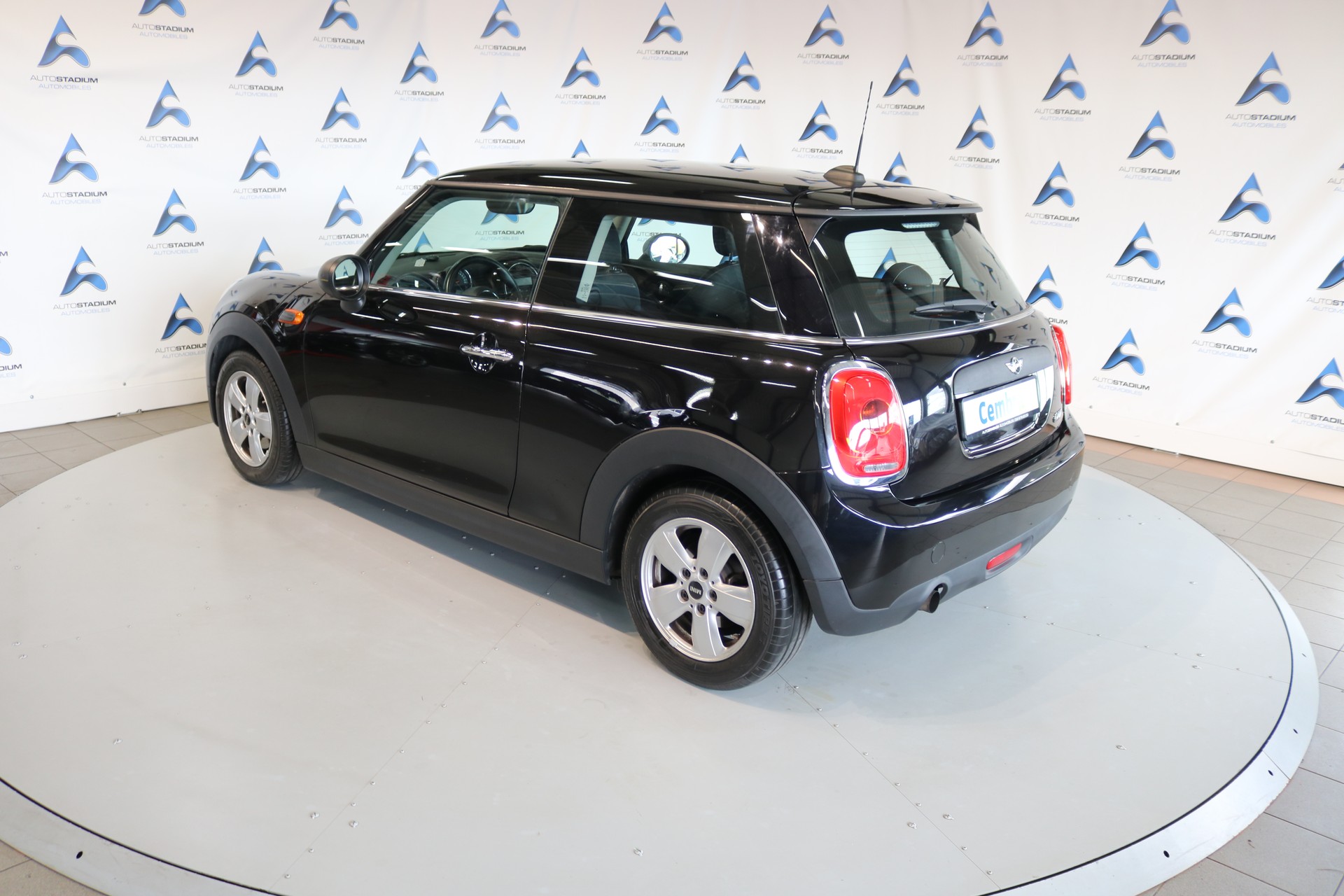 MINI One First-image-7