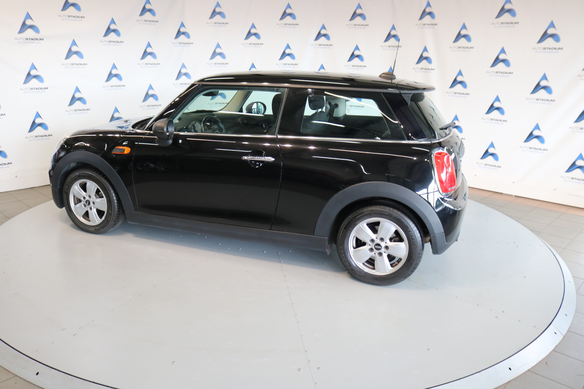 MINI One First-image-6