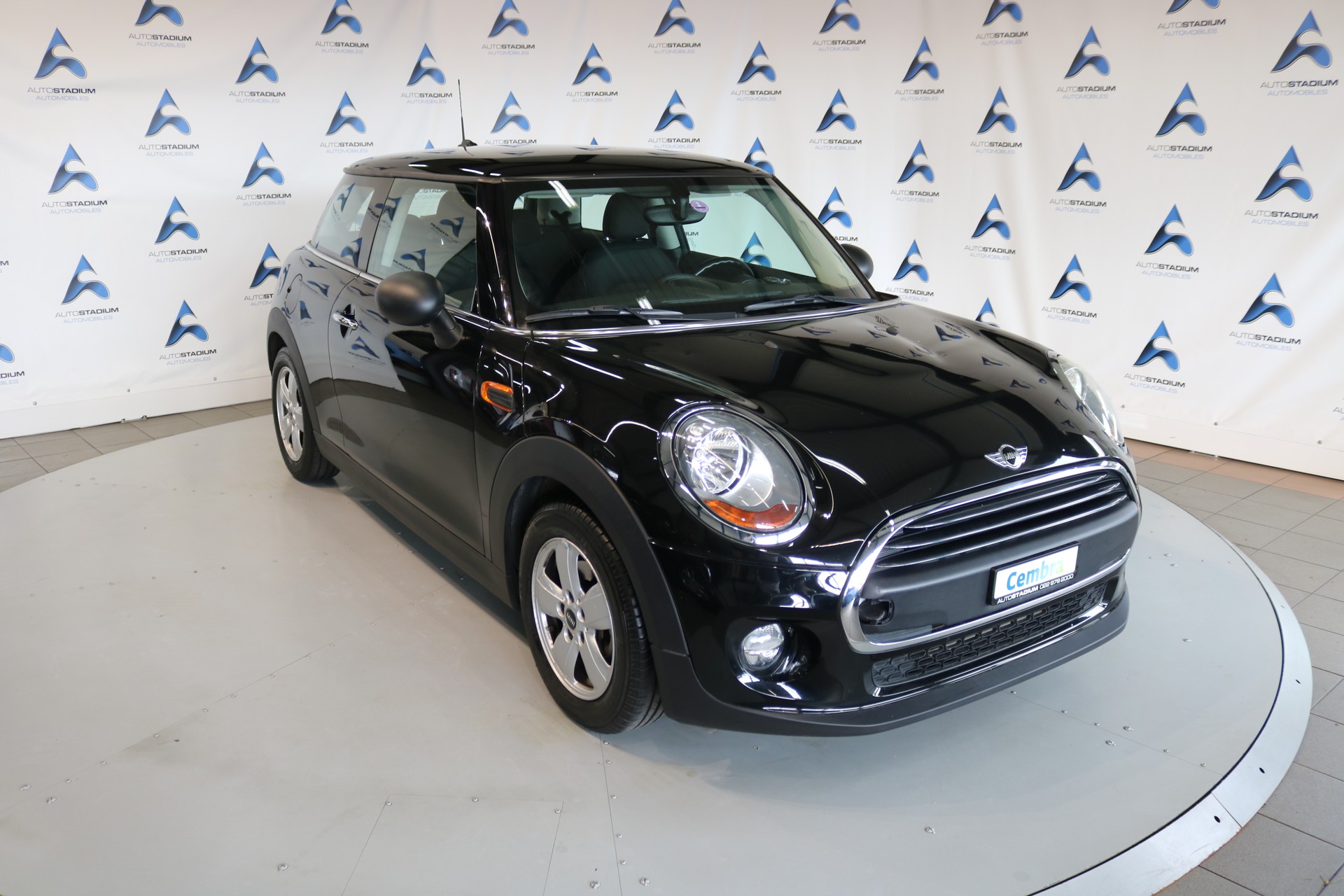MINI One First-image-0