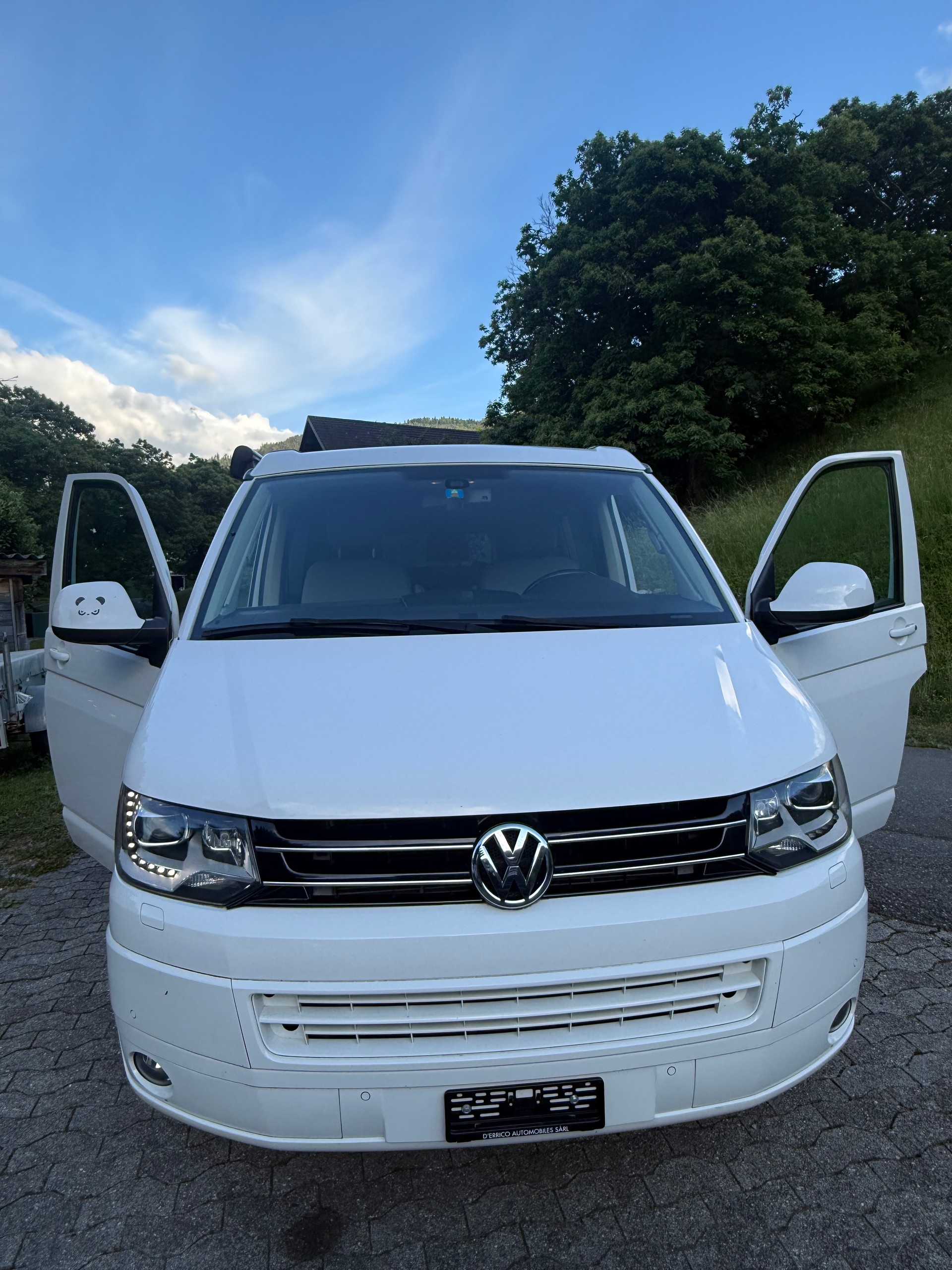 VW 2.0 TDI 140 CL Travel 4m-image-0