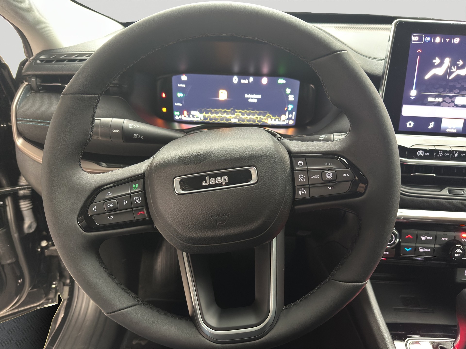 JEEP Compass 1.3 T PHEV Limited AWD-image-10