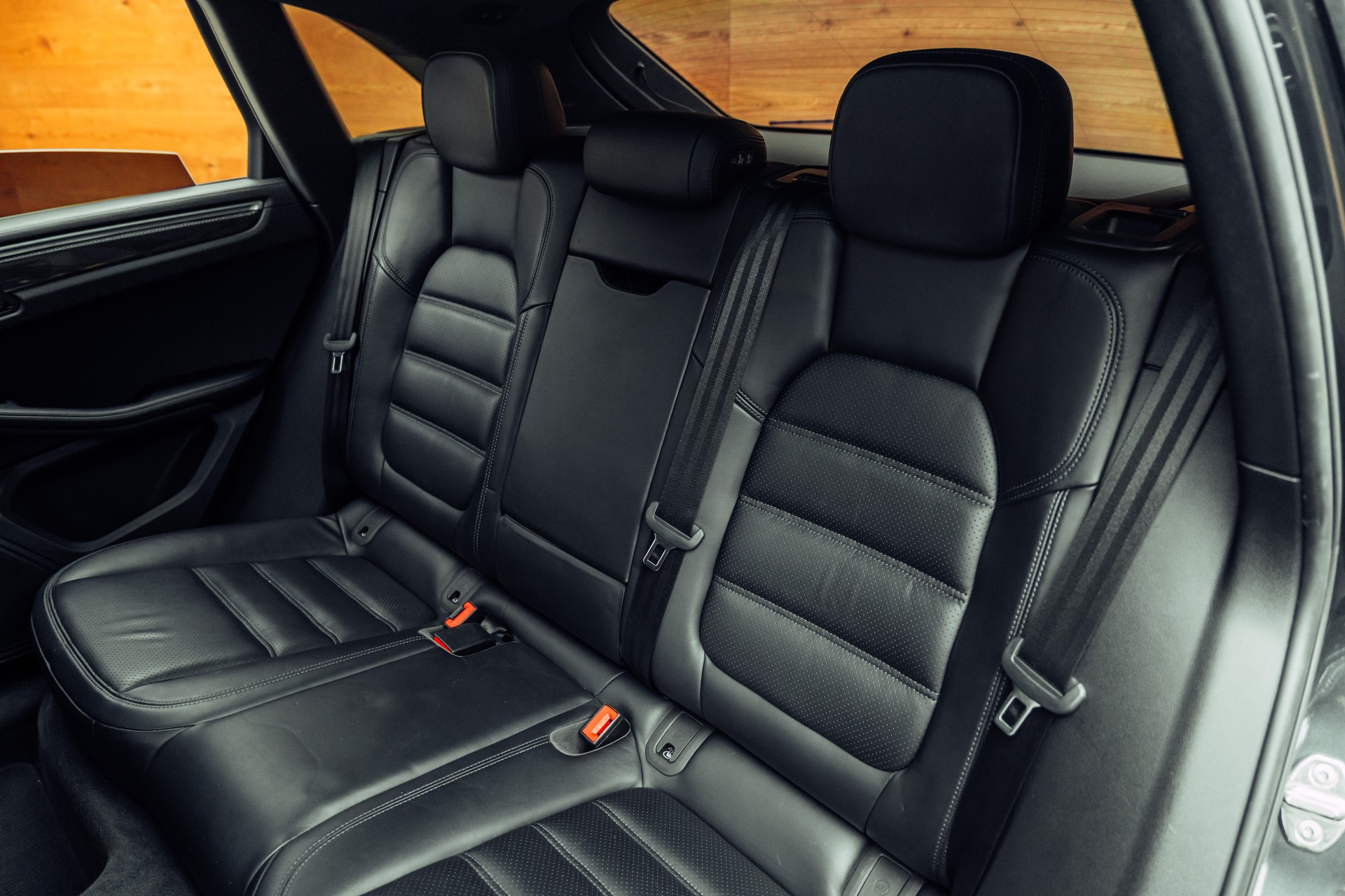 PORSCHE Macan Turbo Performance PDK-image-7