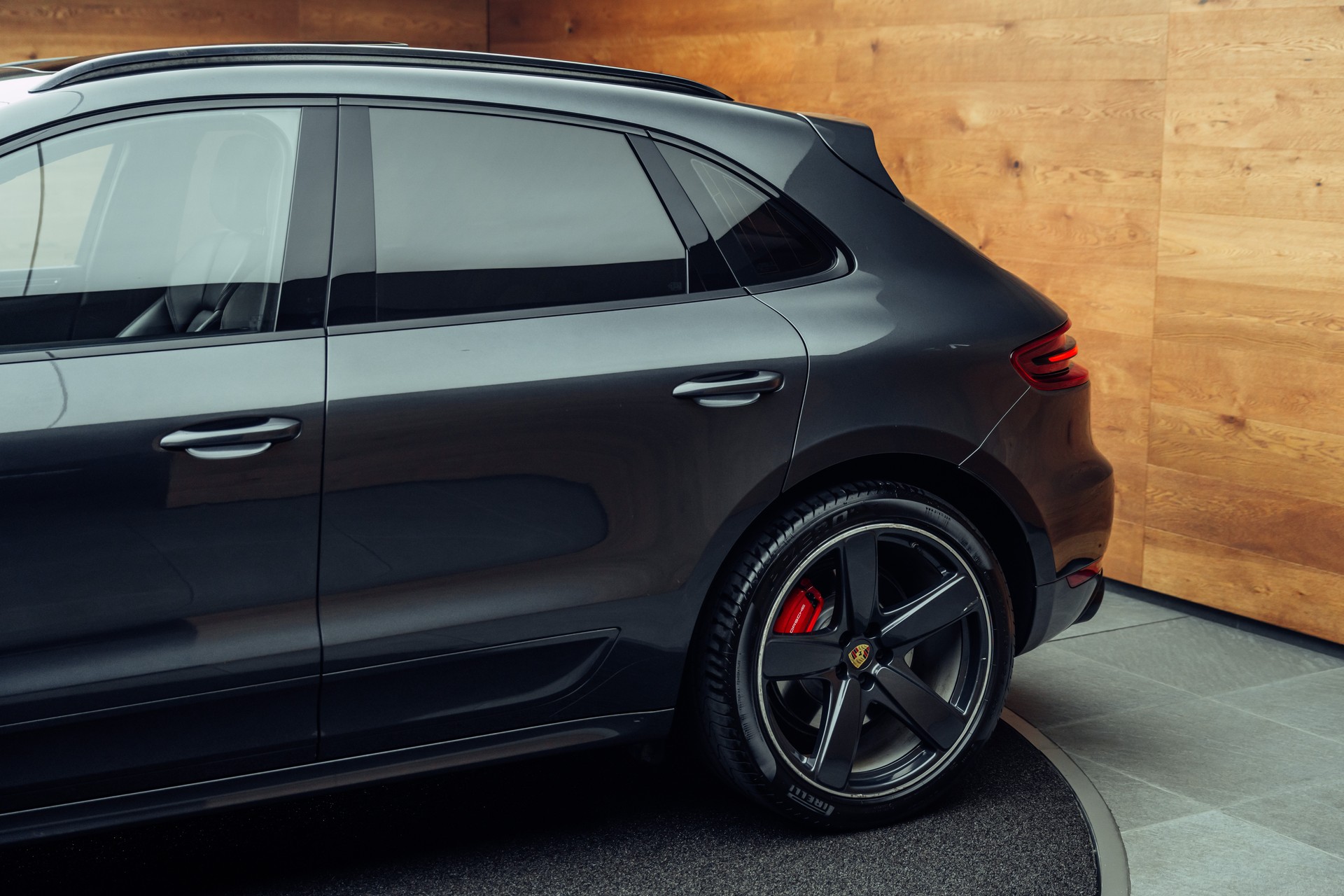 PORSCHE Macan Turbo Performance PDK-image-17
