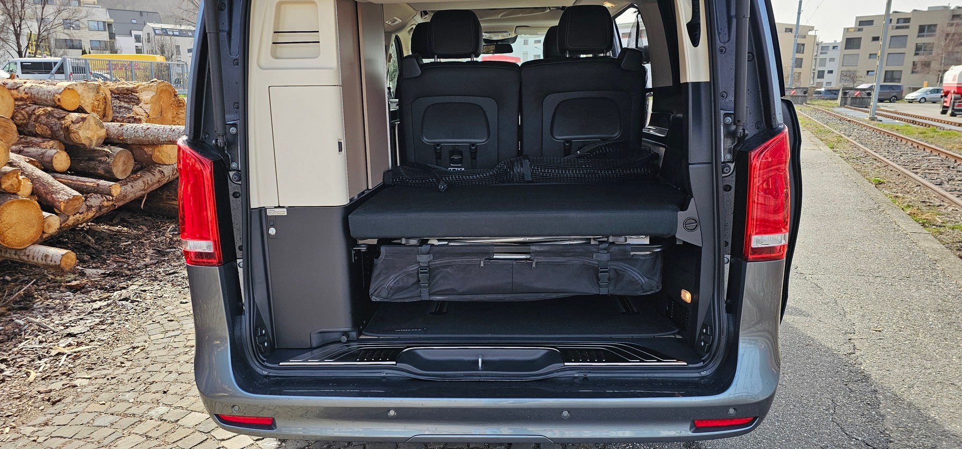MERCEDES-BENZ Marco Polo 300 d 4M Automat-image-6