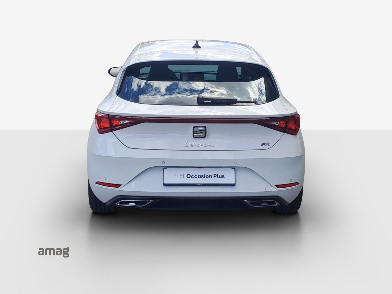 SEAT Leon 1.5 eTSI mHEV DSG FR-image-3