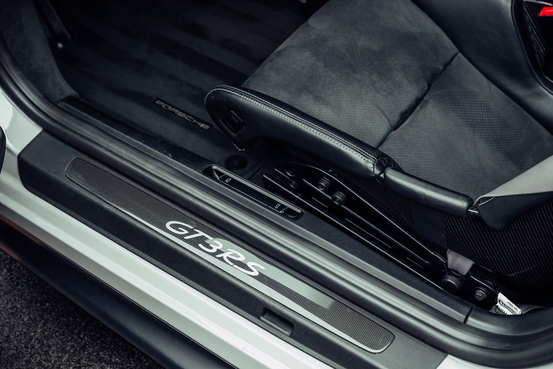 PORSCHE 911 GT3 RS PDK (ohne OPF)-image-15
