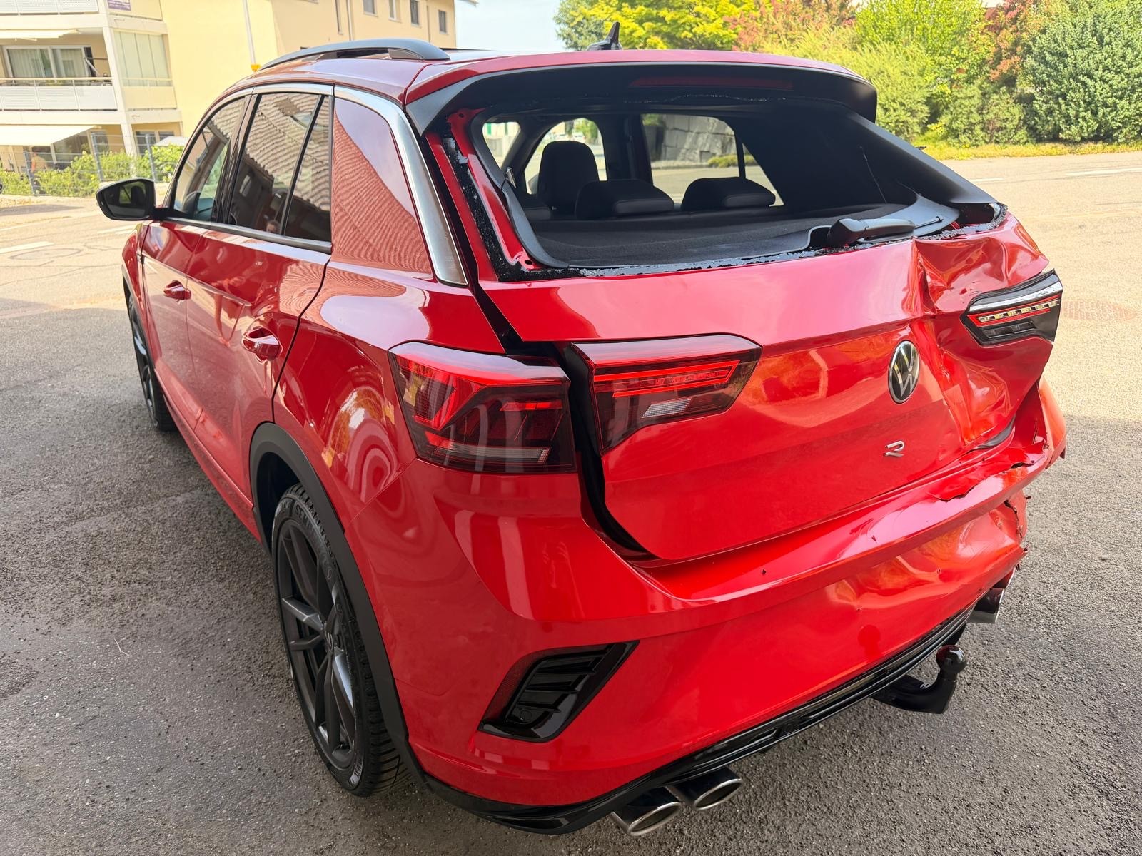 VW T-Roc 2.0 TSI R DSG 4Motion-image-1