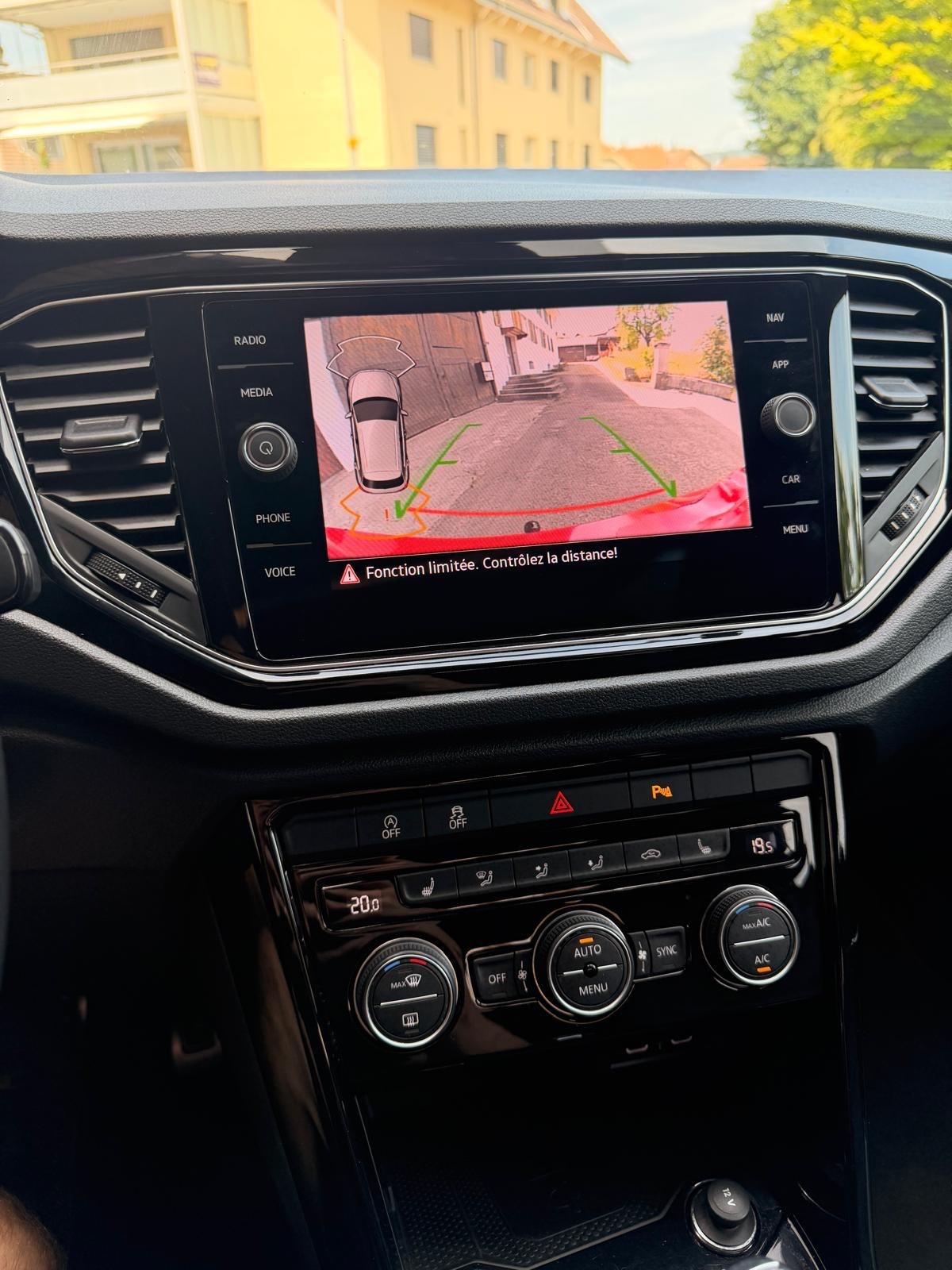 VW T-Roc 2.0 TSI R DSG 4Motion-image-13