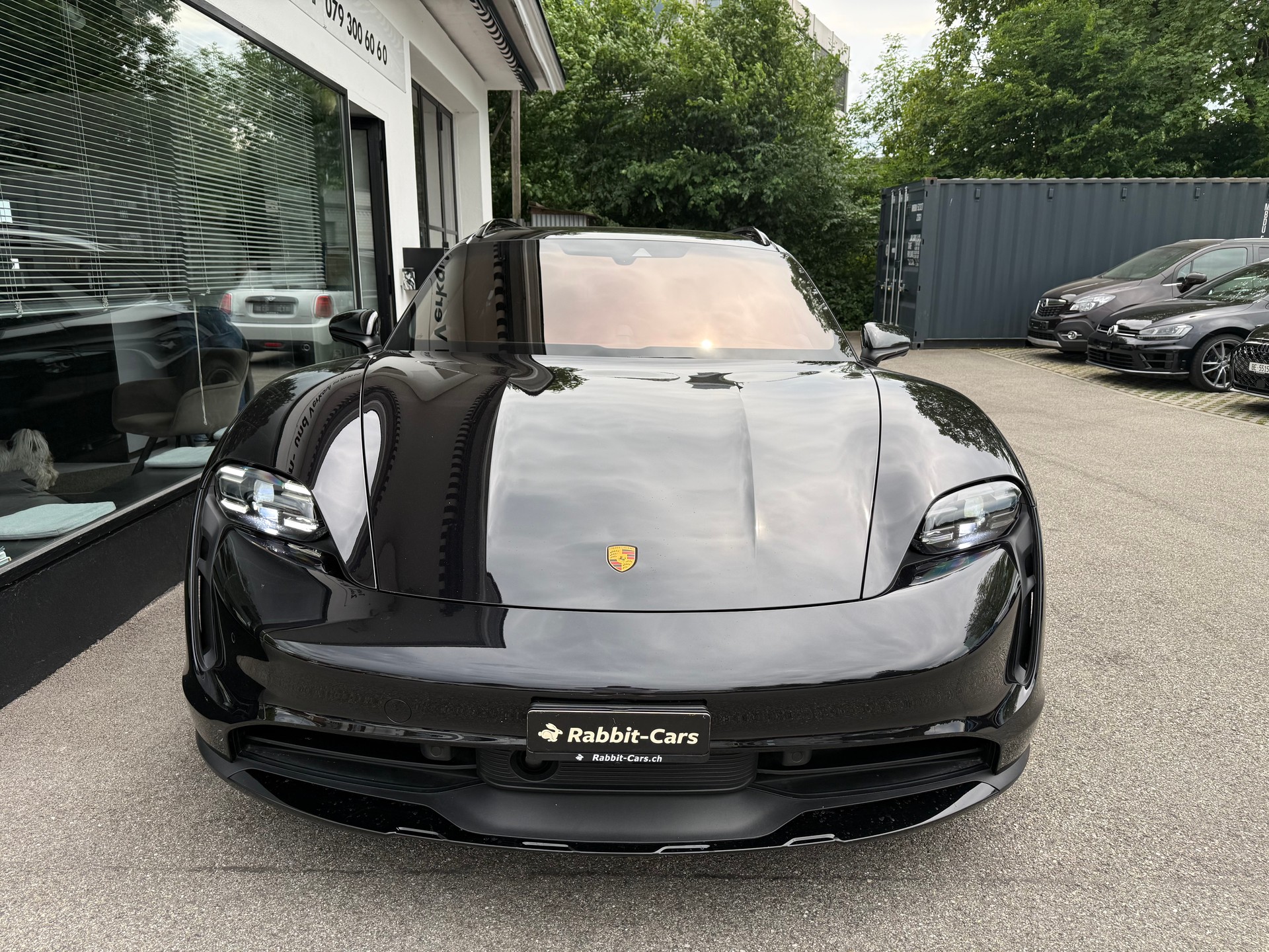 PORSCHE Taycan 4 Cross Turismo-image-1
