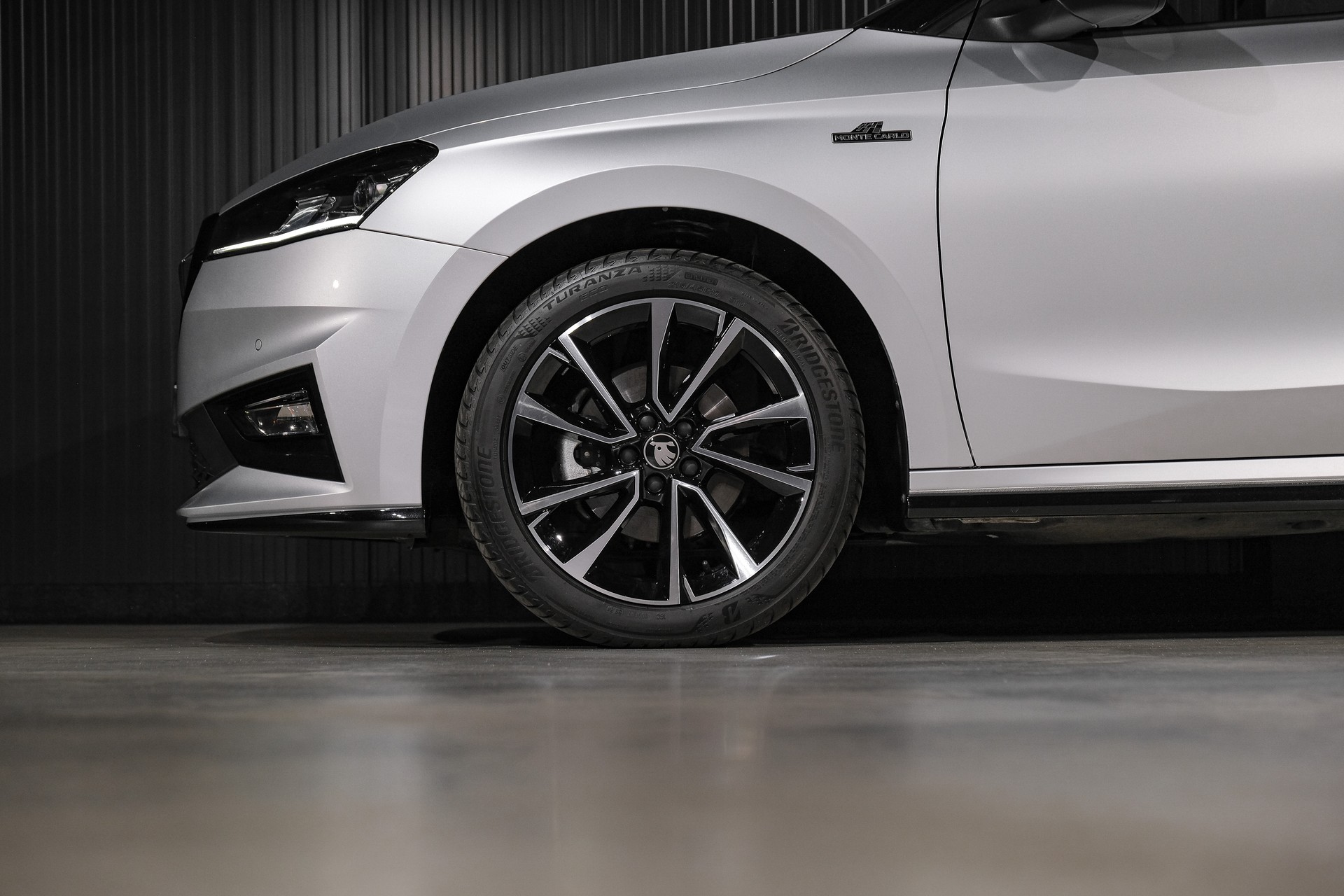 SKODA Fabia 1.0 TSI Monte Carlo DSG-image-26