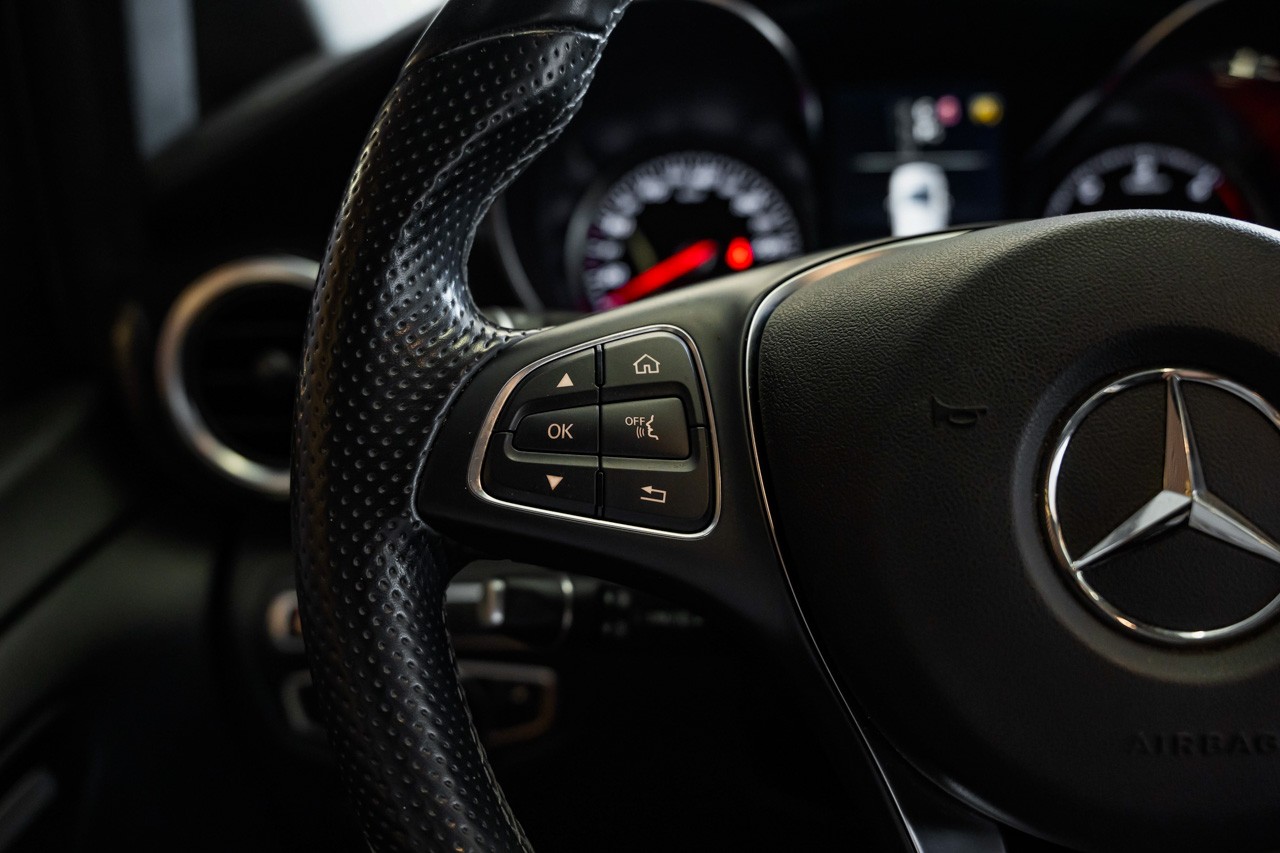MERCEDES-BENZ V 220 d lang 7G-Tronic-image-26