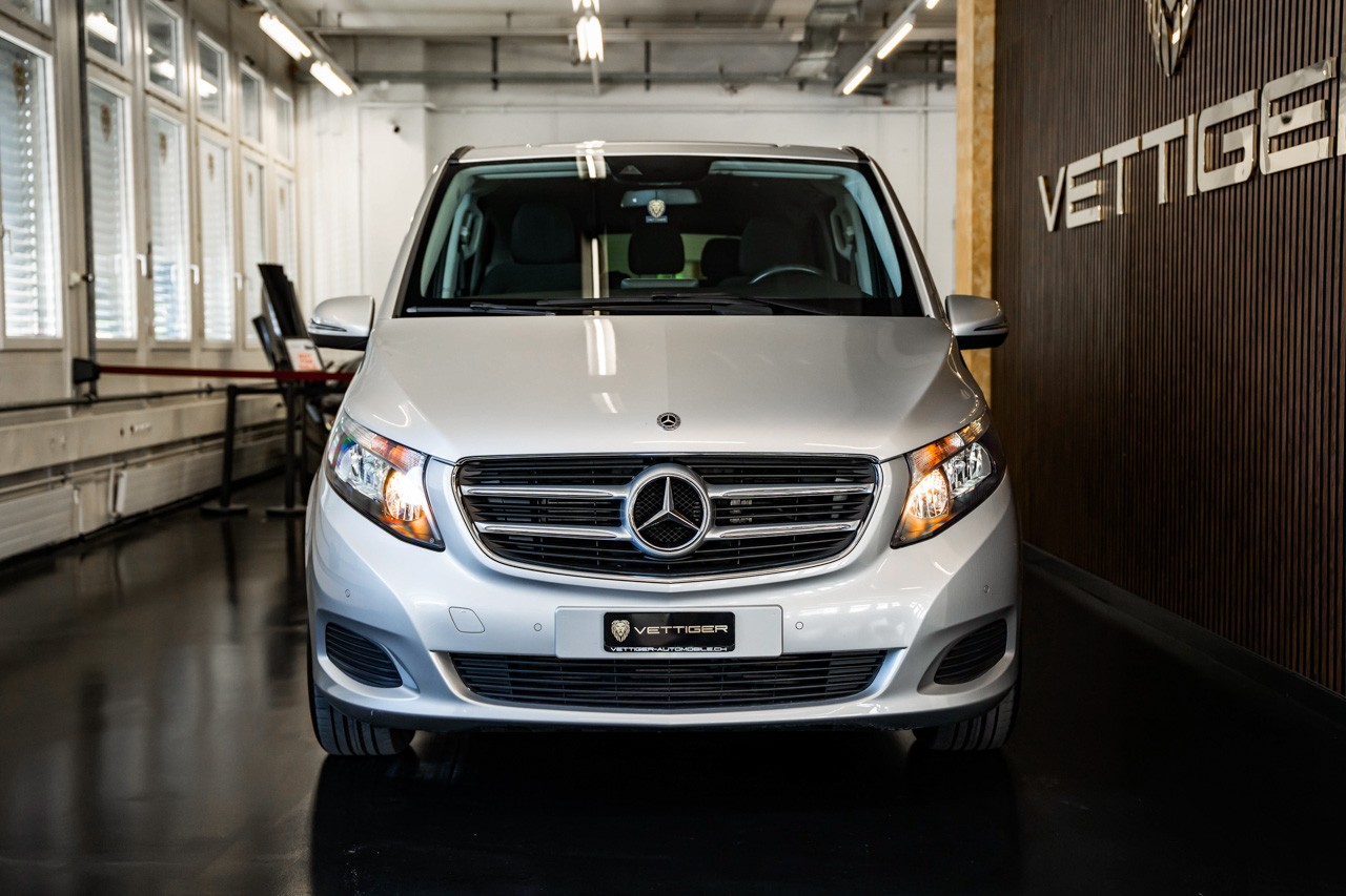 MERCEDES-BENZ V 220 d lang 7G-Tronic-image-2