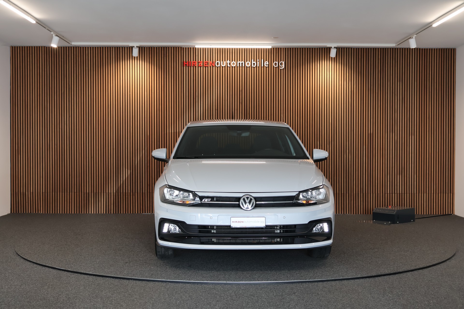 VW Polo 1.0 TSI BMT R Line-image-7
