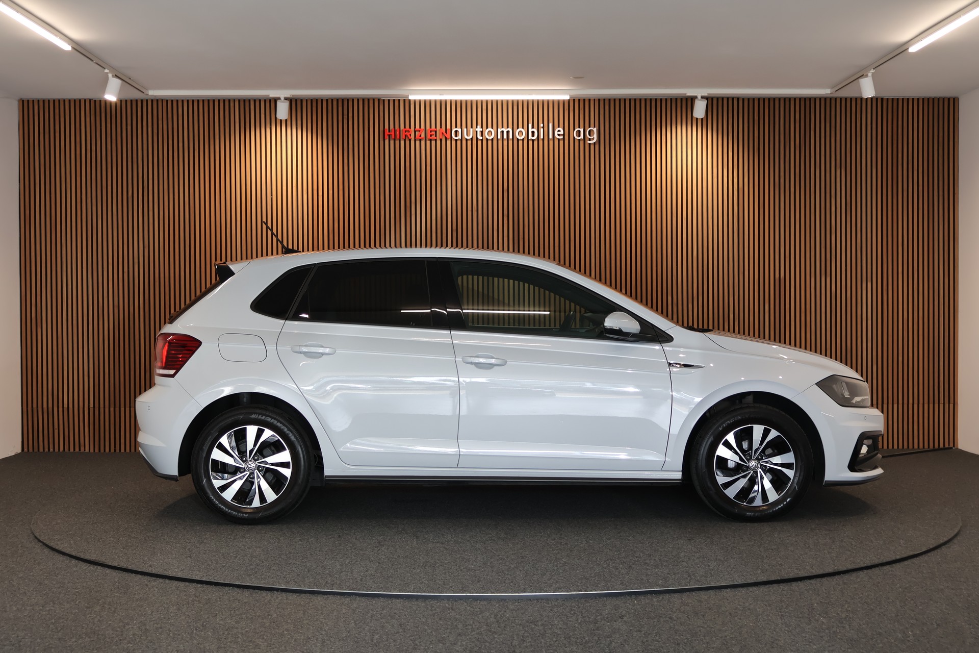 VW Polo 1.0 TSI BMT R Line-image-5