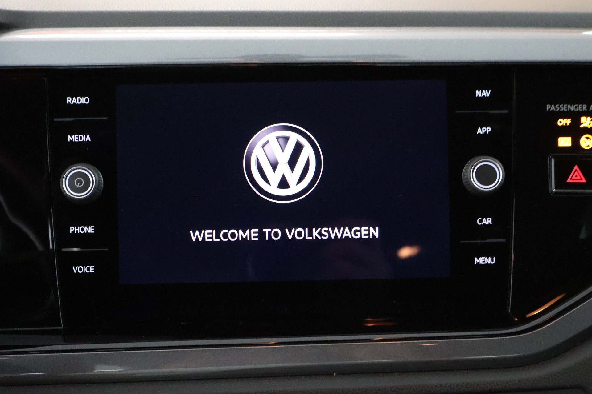 VW Polo 1.0 TSI BMT R Line-image-24