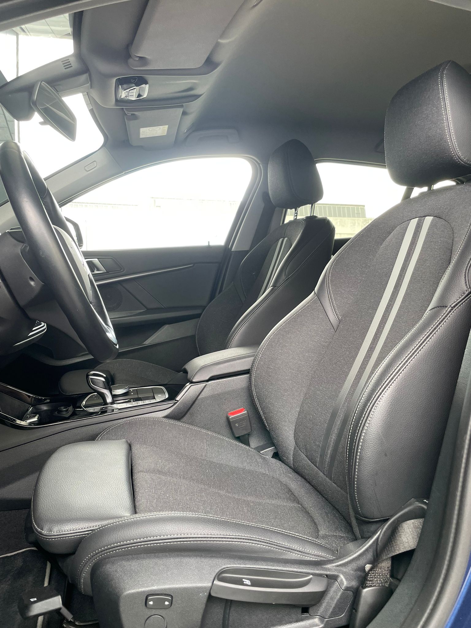BMW 118i-image-5