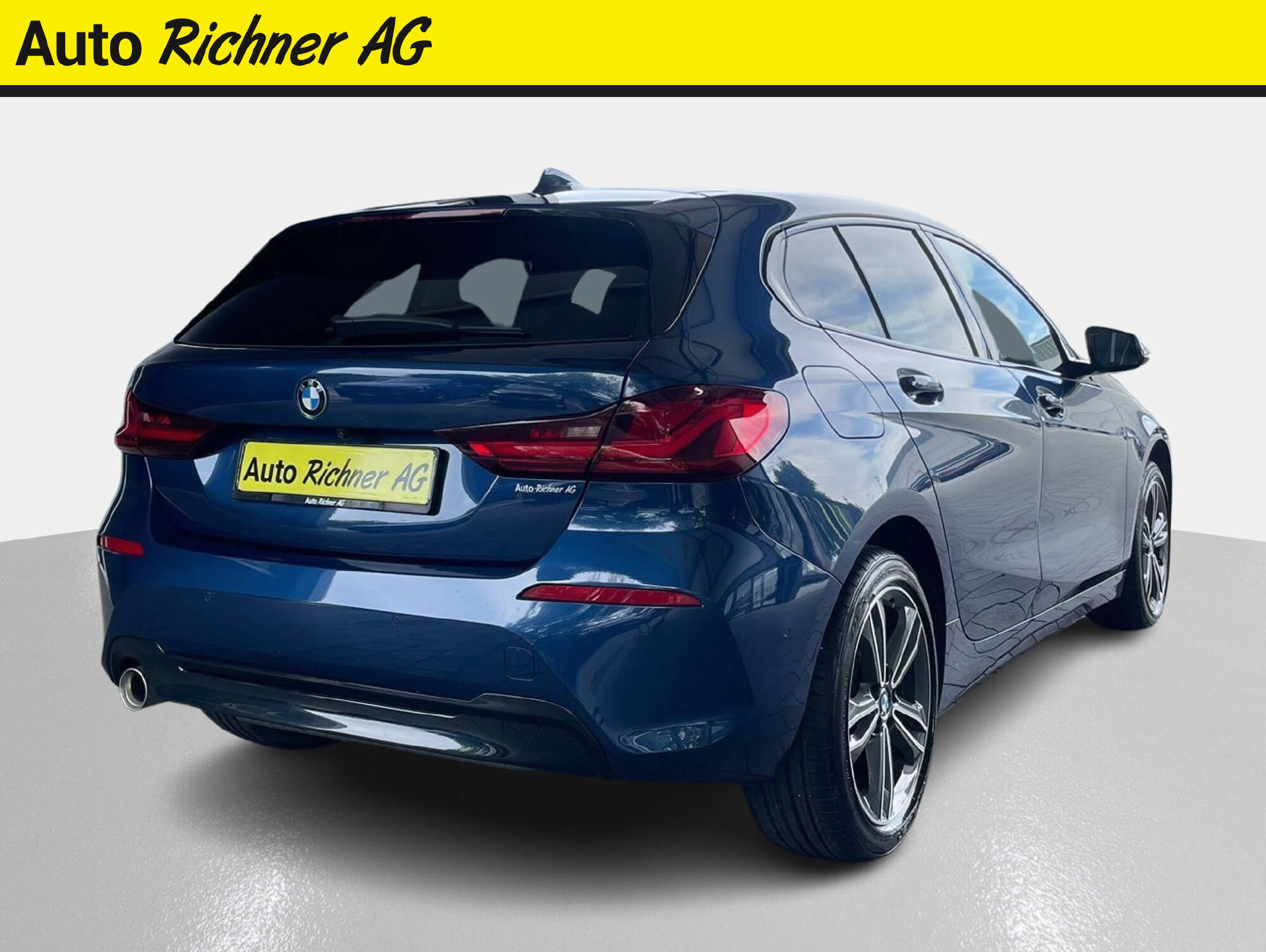 BMW 118i-image-3
