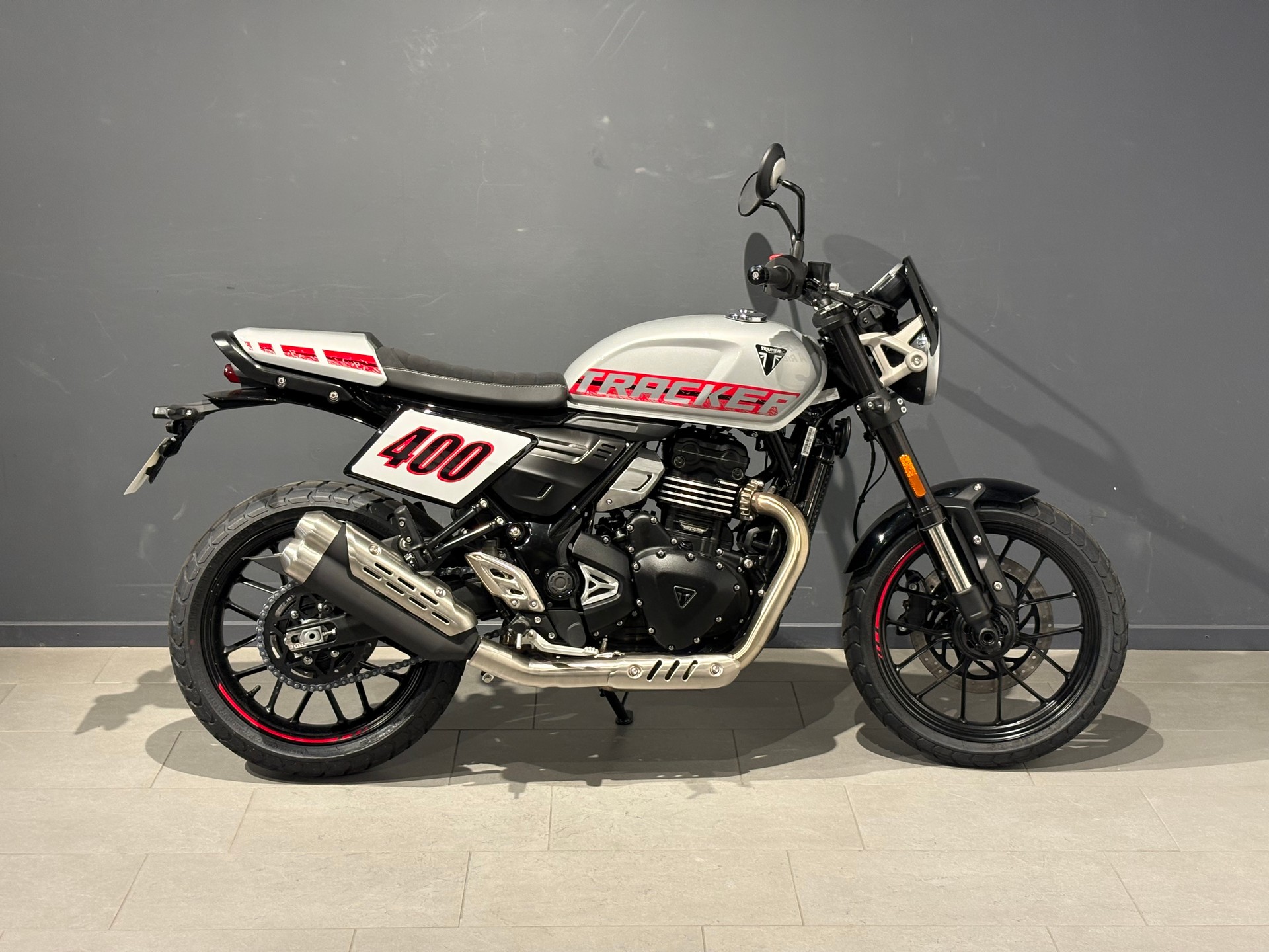 TRIUMPH Tracker 400