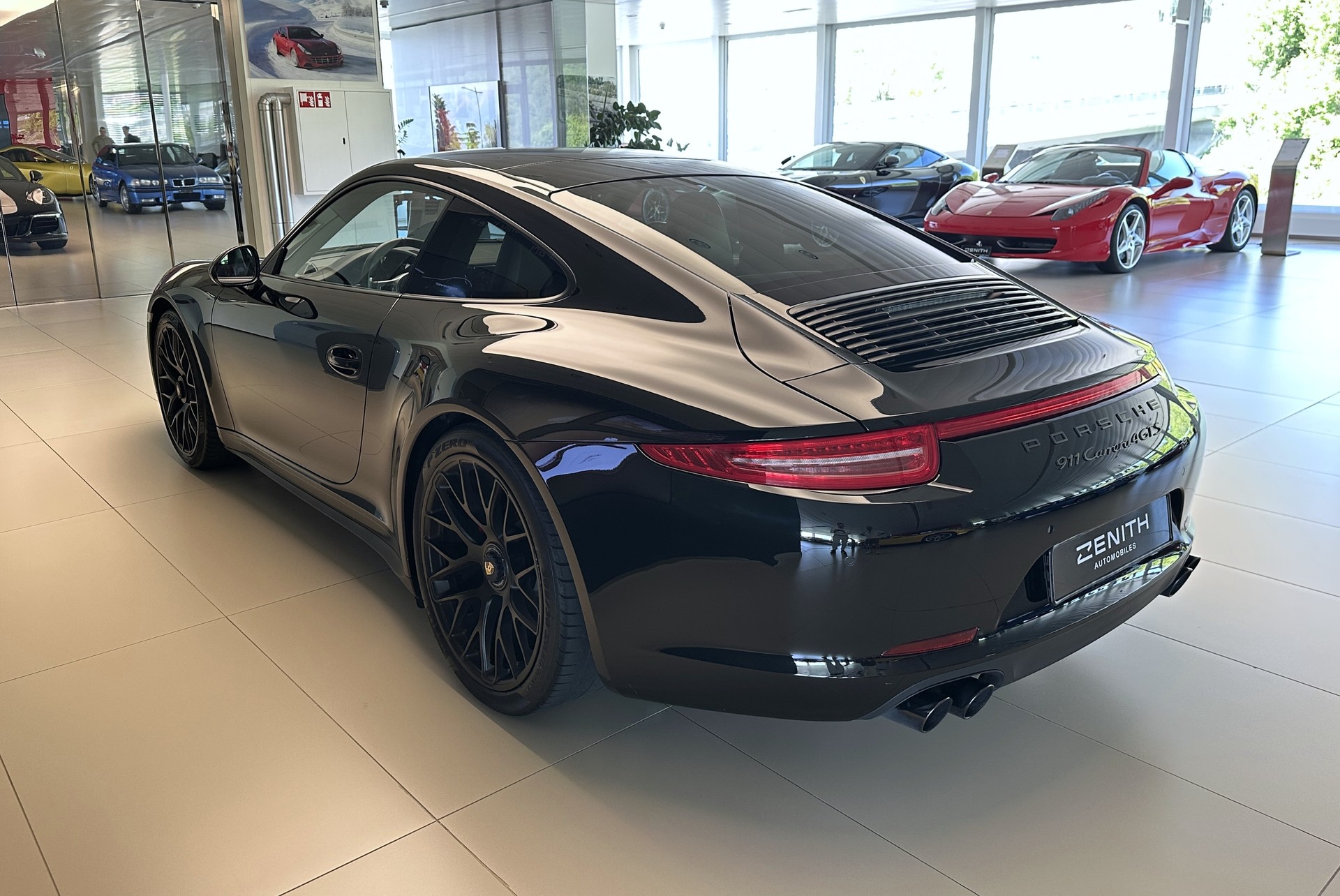 PORSCHE 911 Carrera 4 GTS PDK-image-6