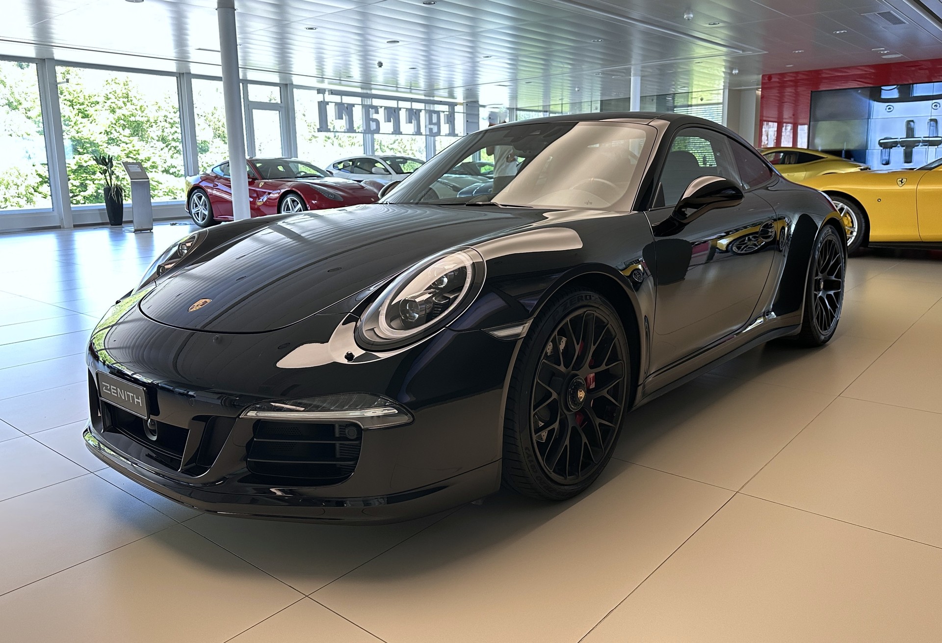 PORSCHE 911 Carrera 4 GTS PDK-image-0