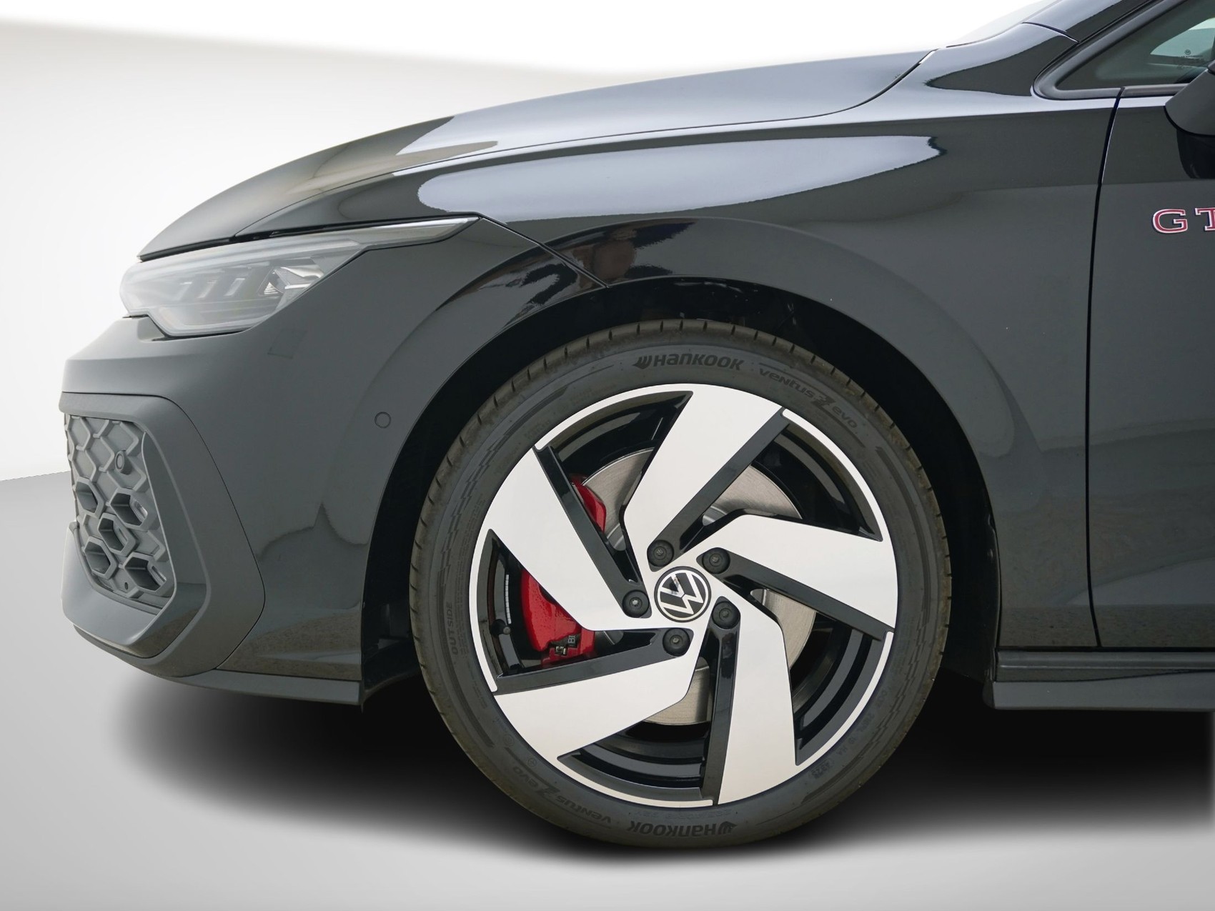 VW Golf VIII 2.0 TSI GTI DSG-image-8