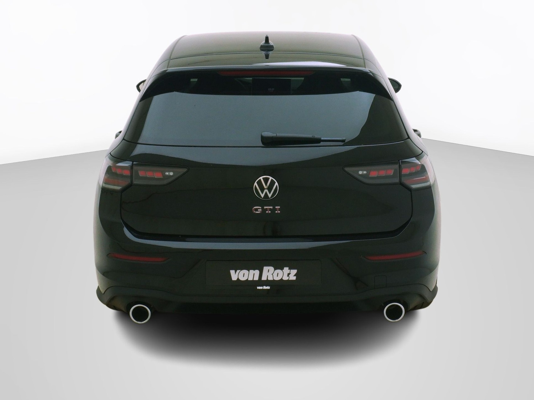 VW Golf VIII 2.0 TSI GTI DSG-image-2