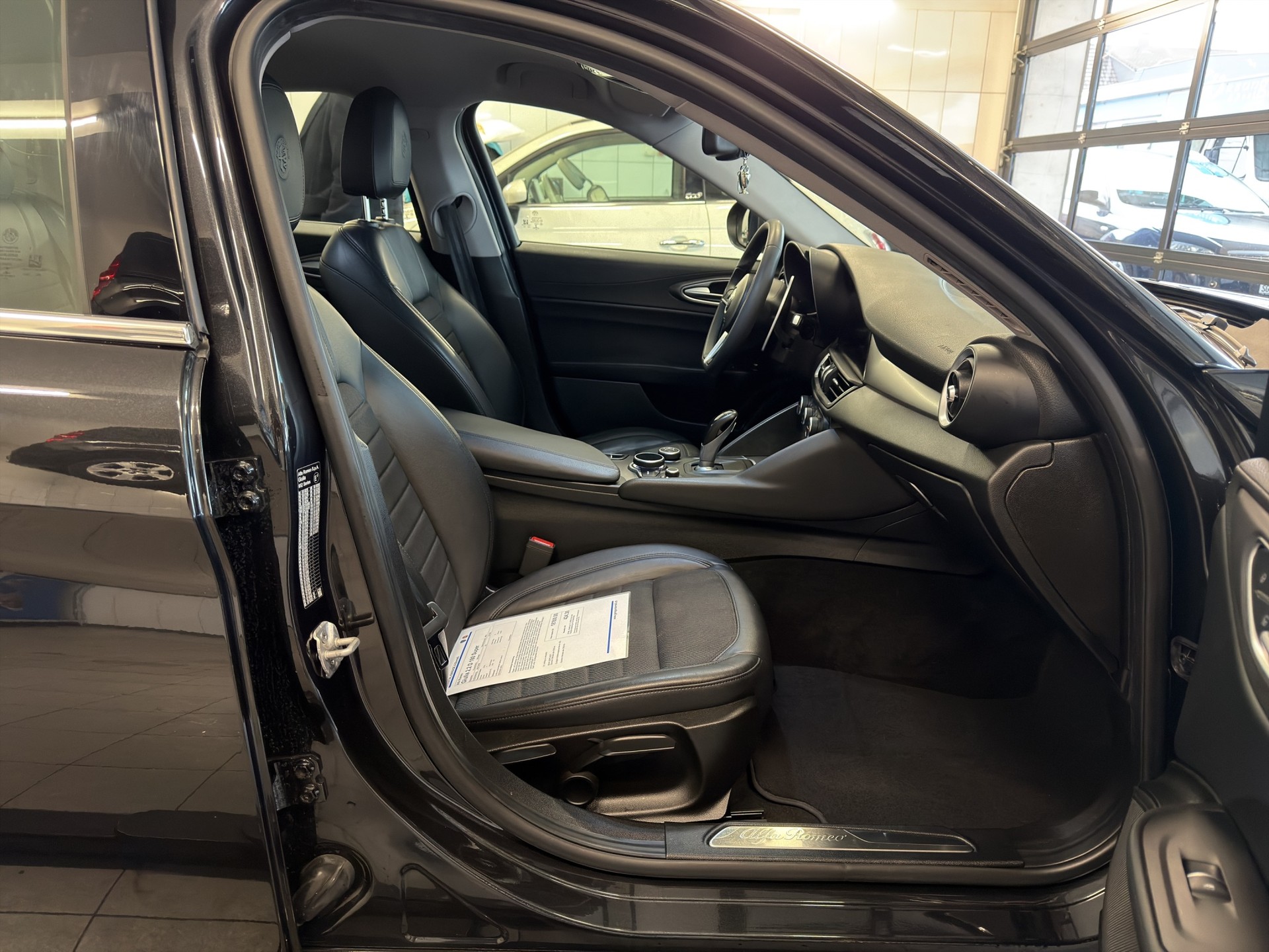 ALFA ROMEO Giulia 2.2 JTDM Super Automatic-image-7