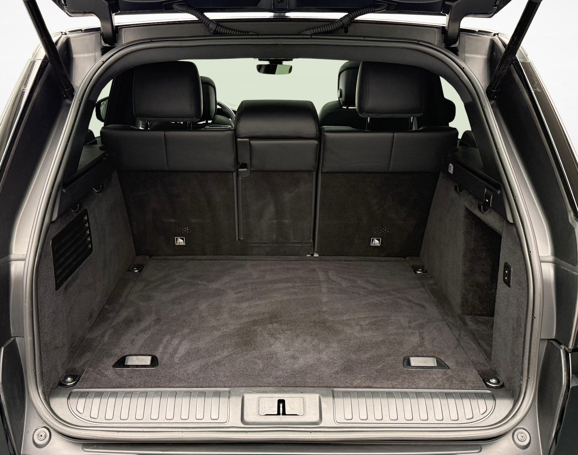 LAND ROVER Range Rover Sport 3.0 I6D HSE Dynamic-image-11