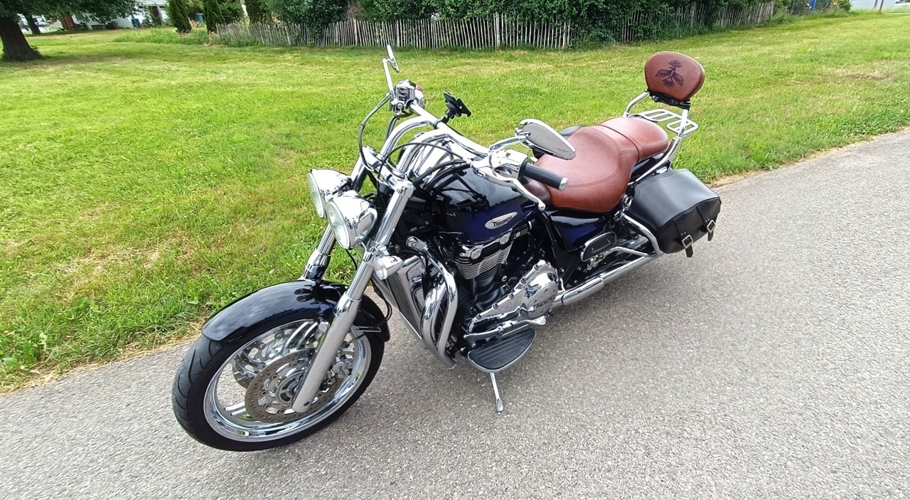 TRIUMPH Thunderbird 1700 ABS-image-1