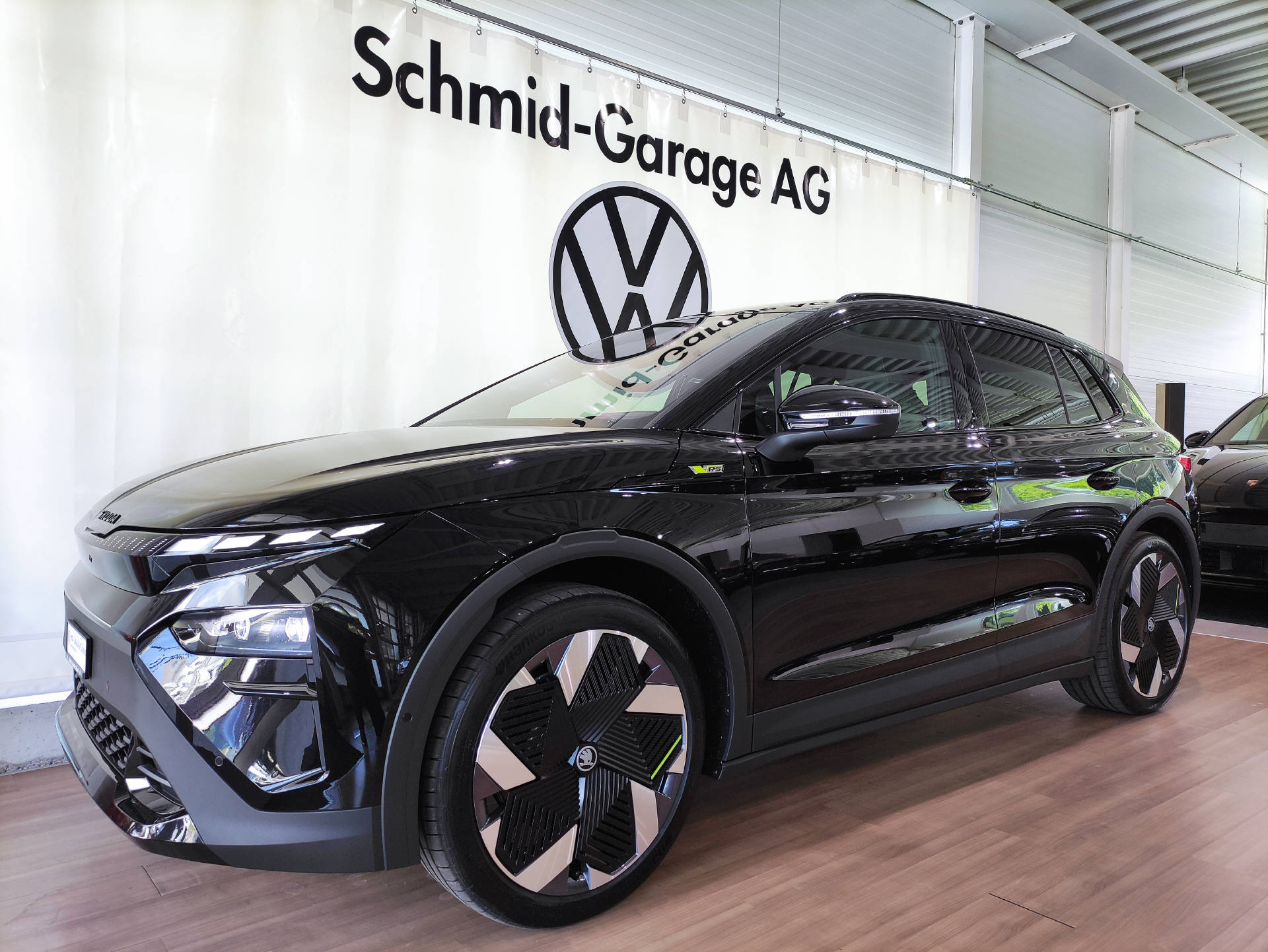 SKODA Elroq RS 4x4 MAXX-image-1